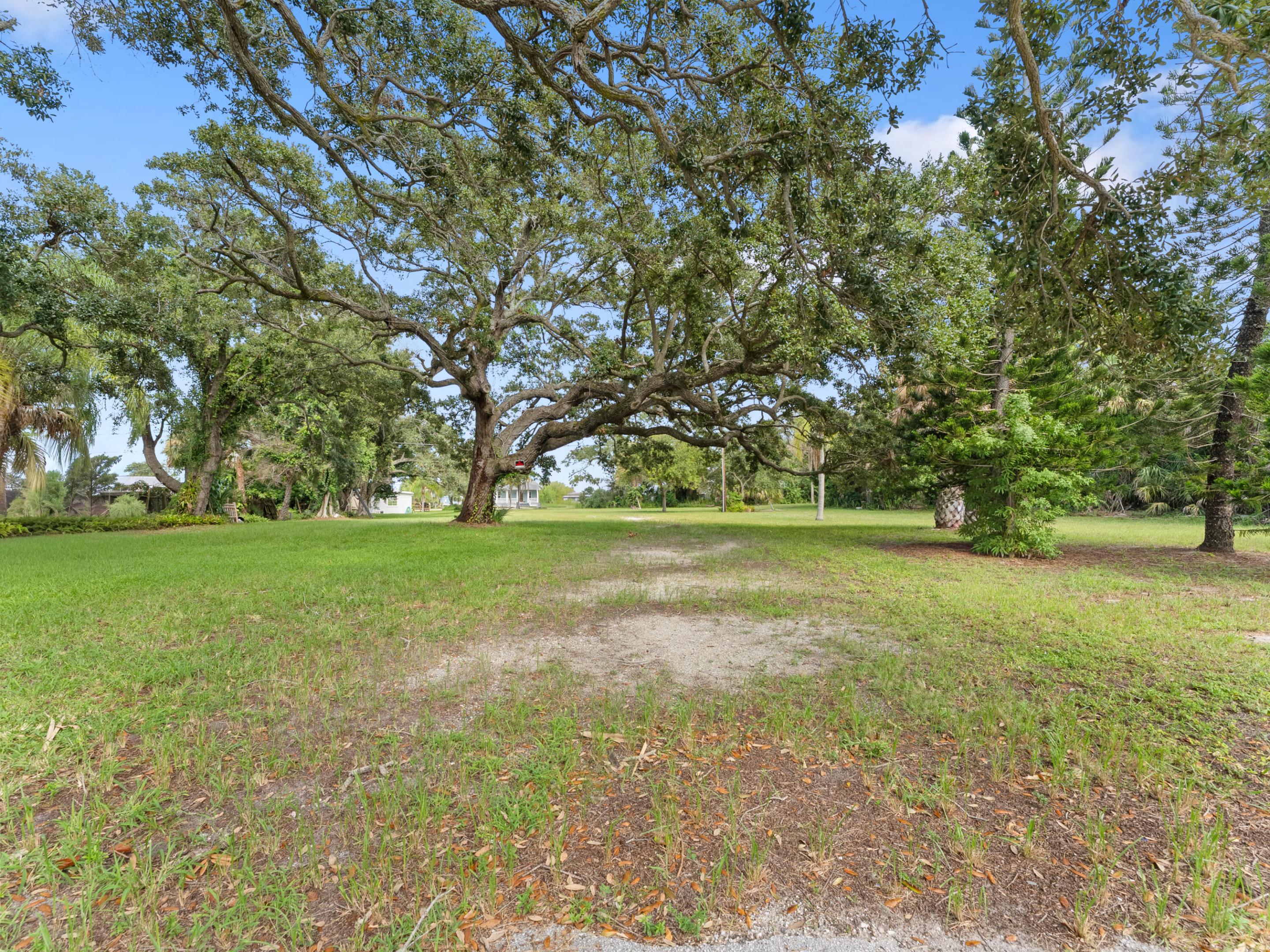 1026 Indian River Drive Property Photo 23