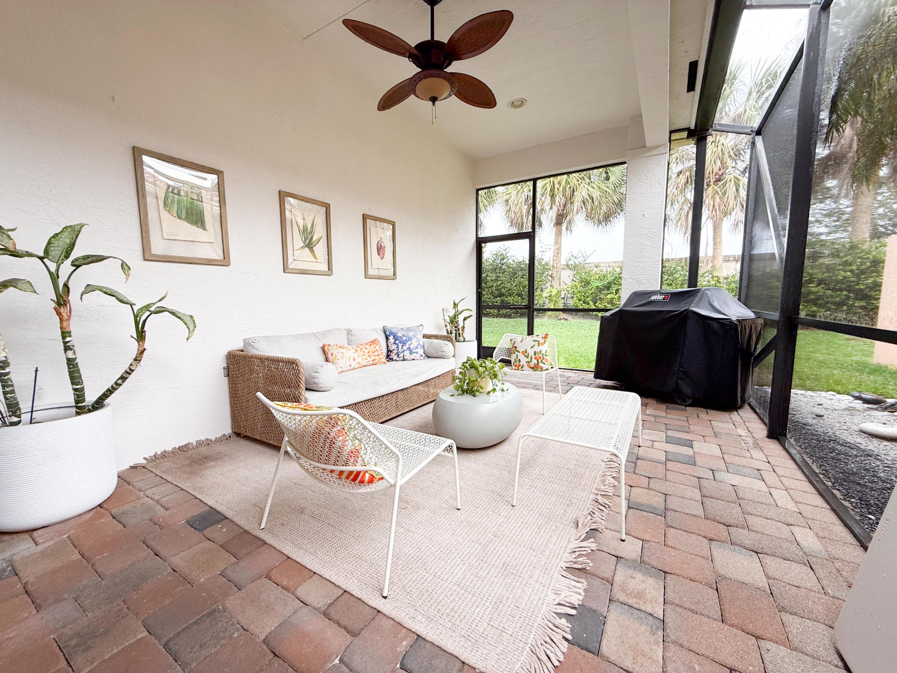 167 Isle Verde Way Property Photo 13