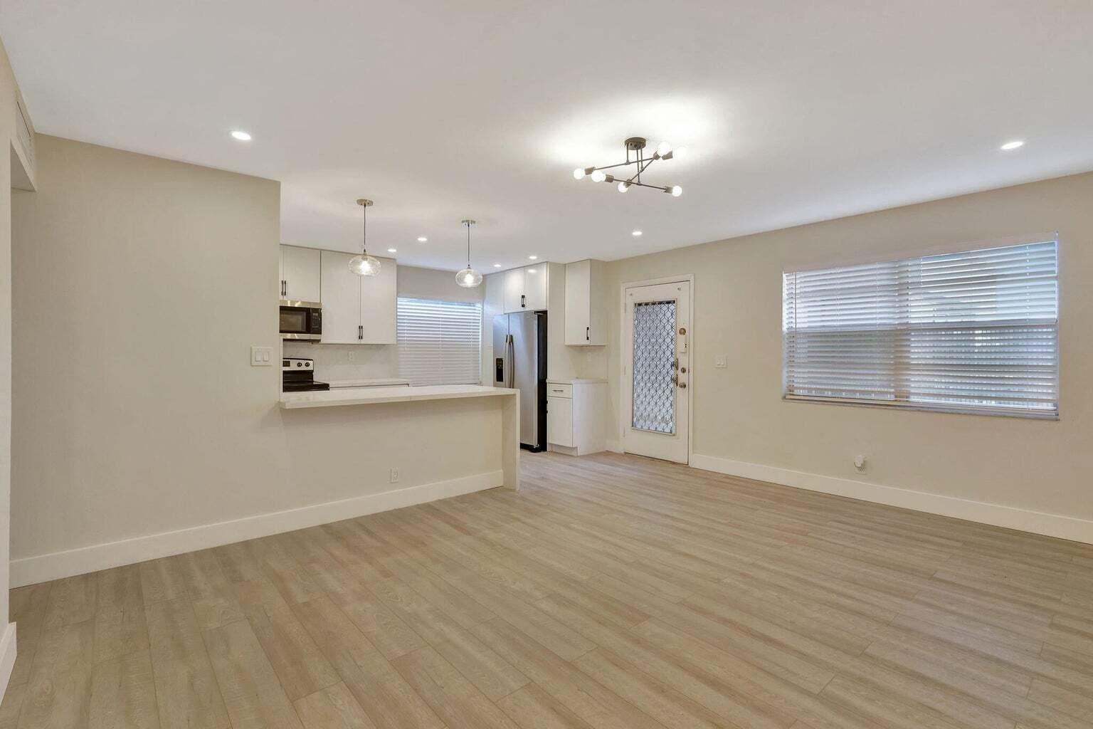 802 Burgundy Q Property Photo 9