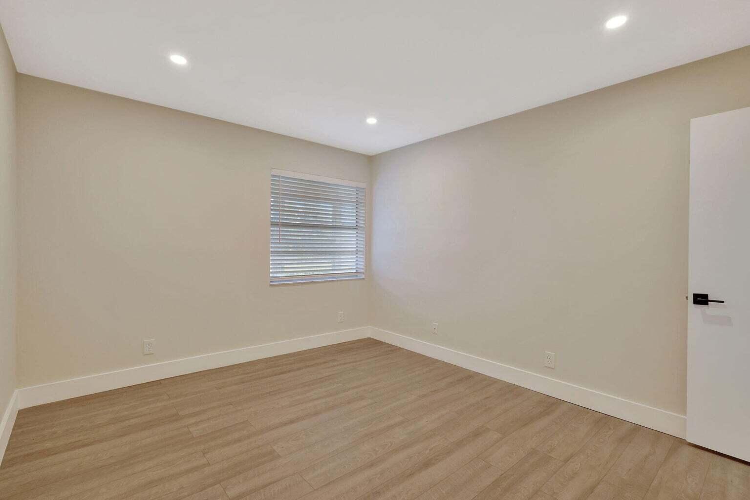 802 Burgundy Q Property Photo 16
