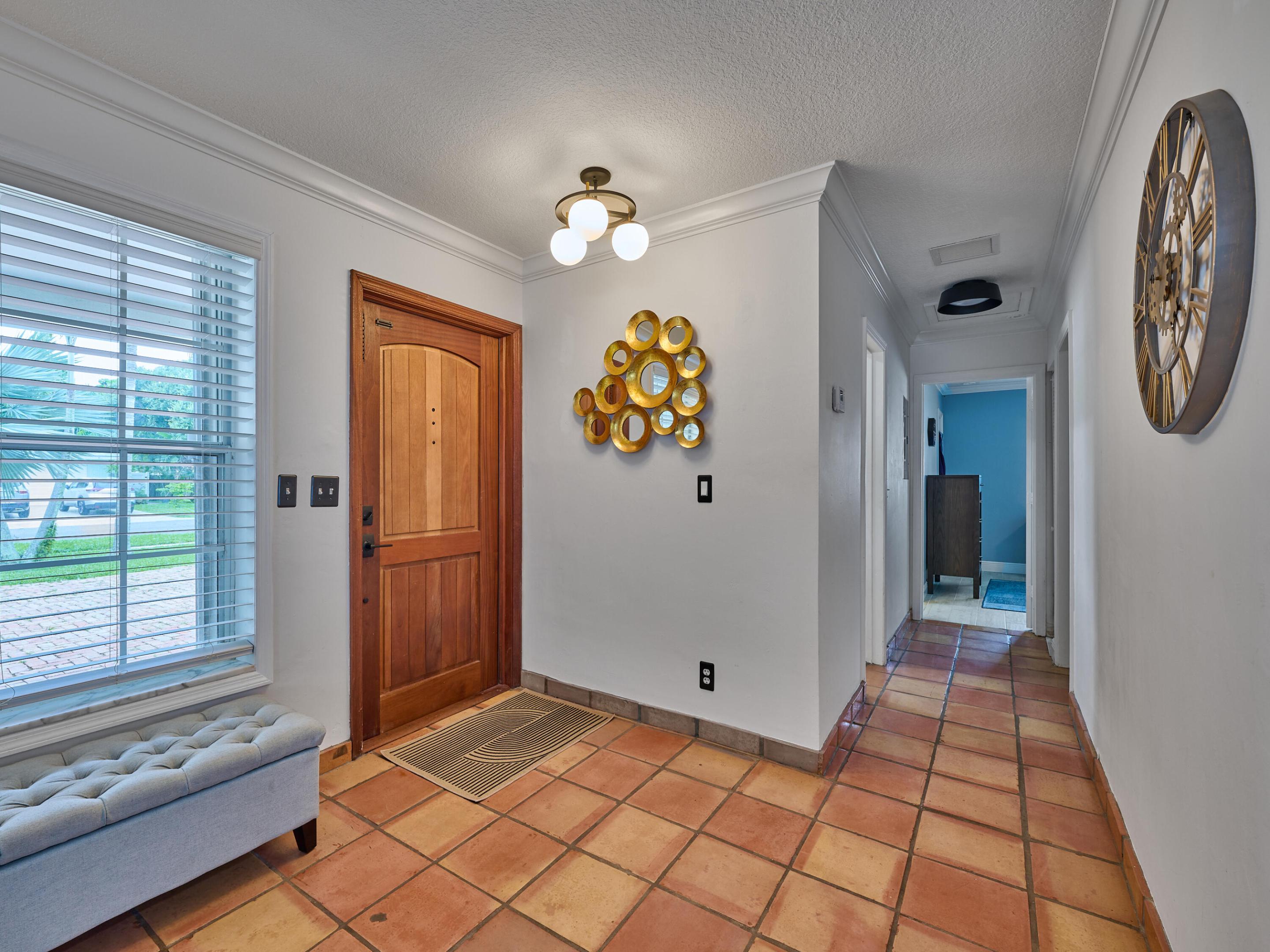 683 Sw 2nd Street Property Photo 17