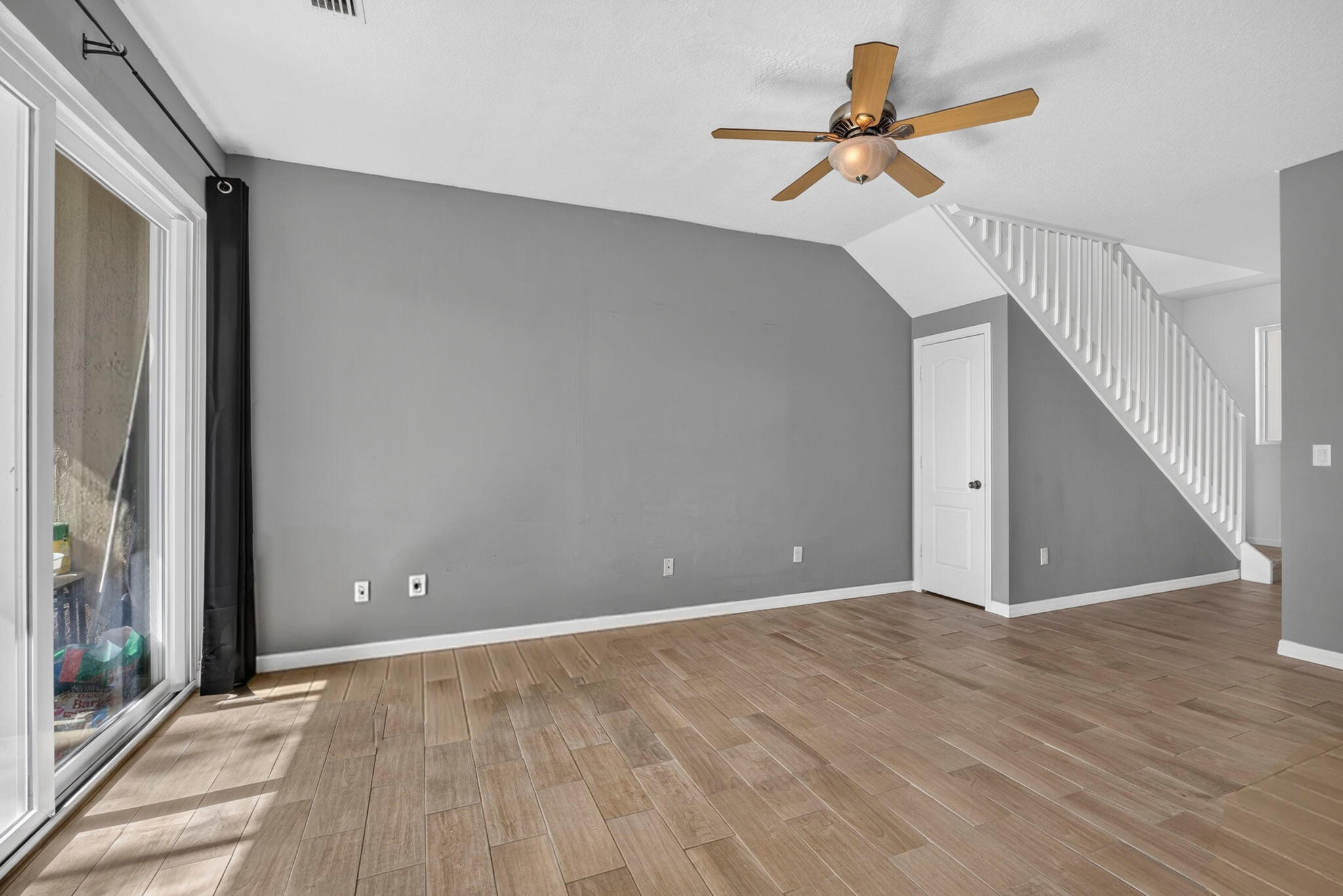 333 River Bluff Lane Property Photo 4