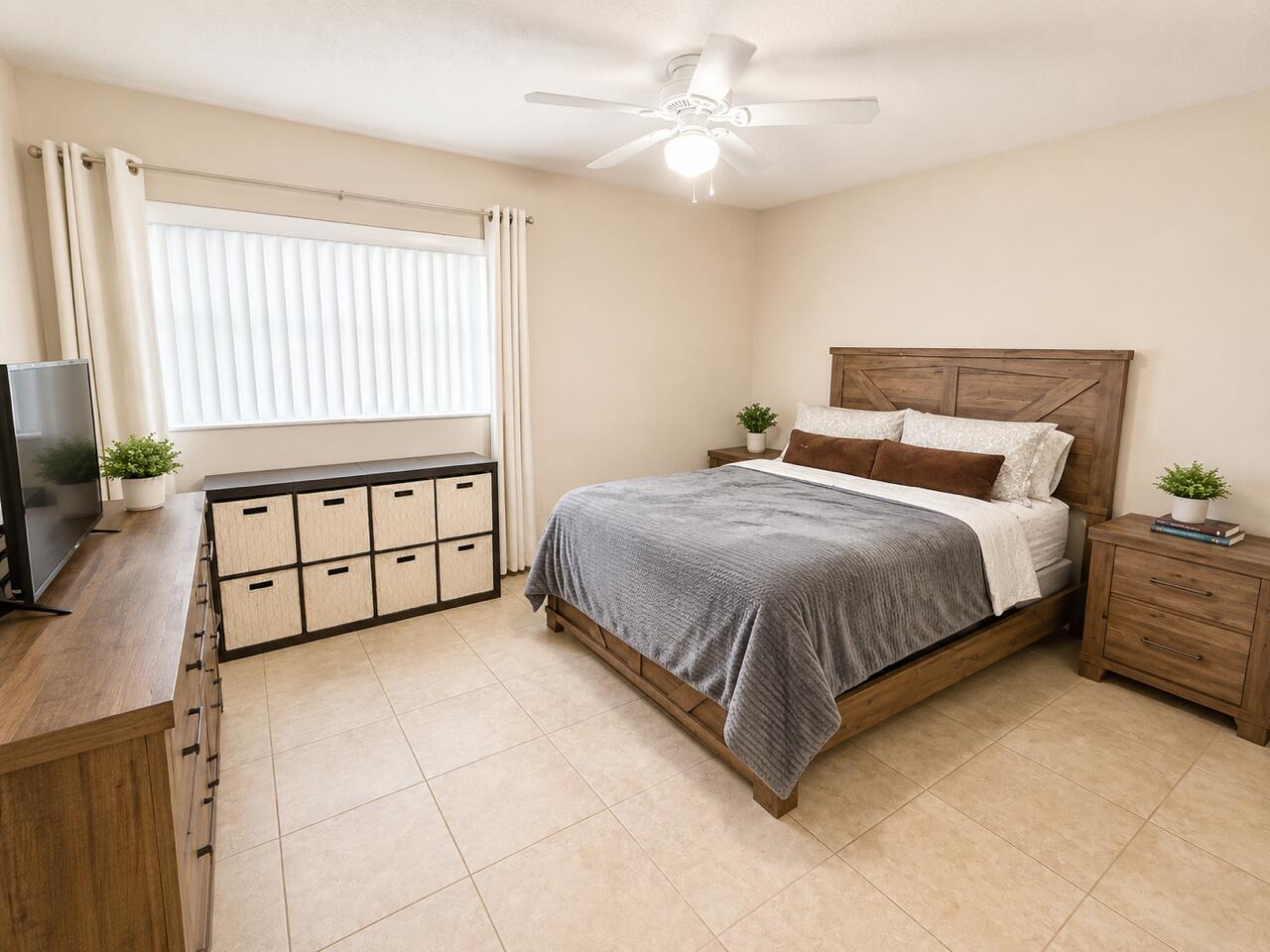 2132 Ne Pelican Terrace Property Photo 6