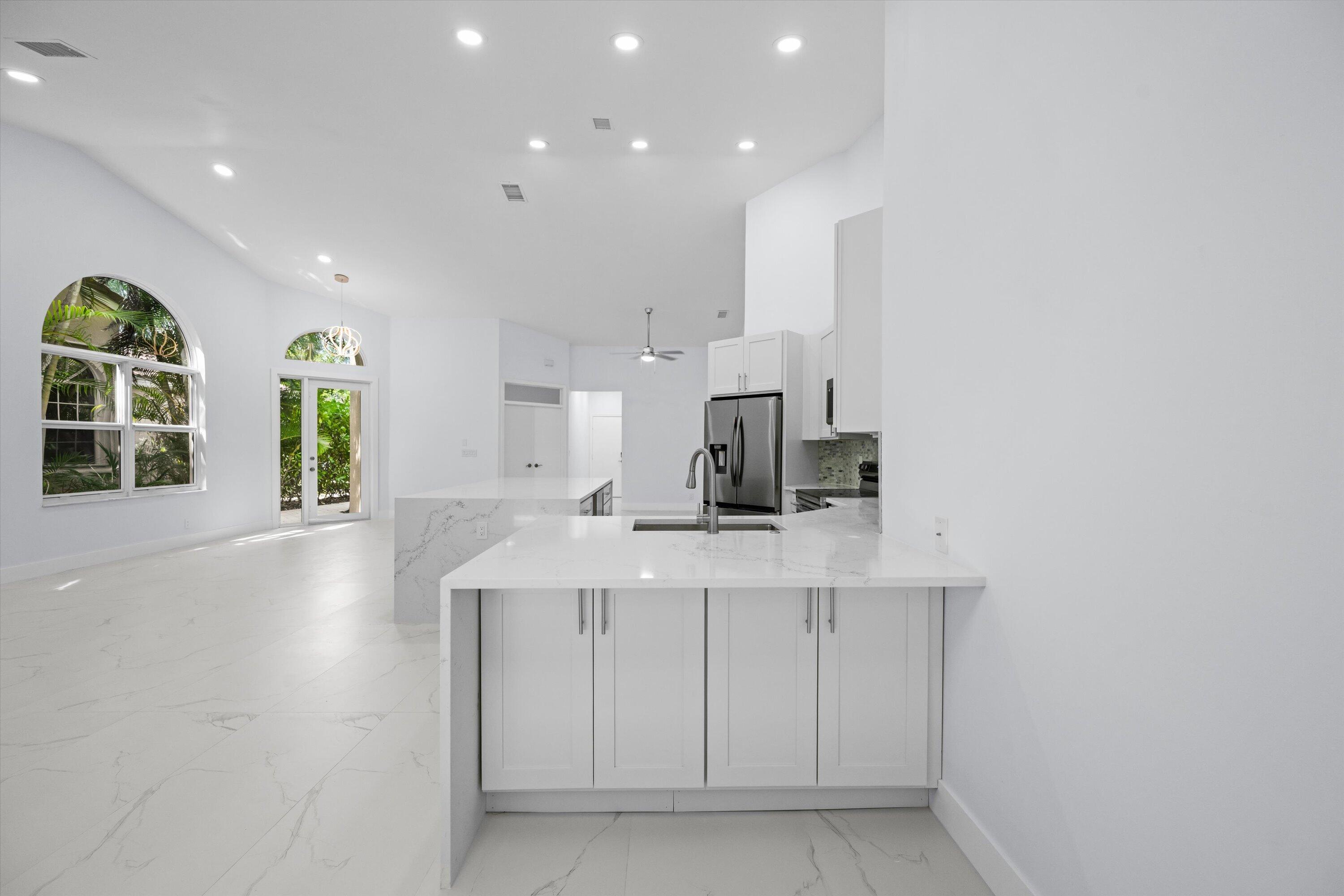 4521 Carlton Golf Drive Property Photo 14