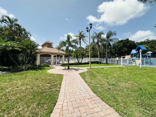 5201 Sancerre Circle Property Photo 18