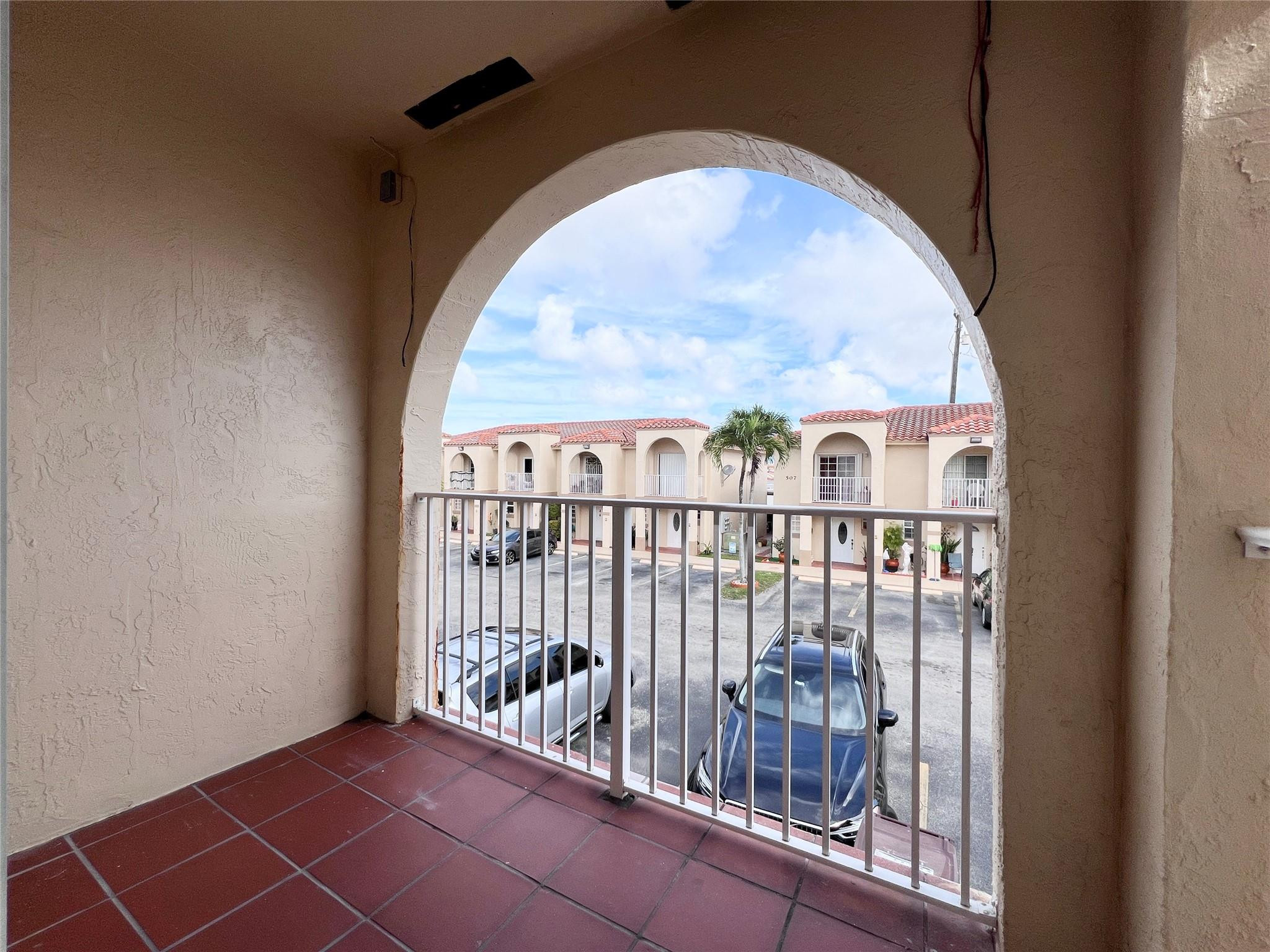 519 W 68th Street 4 Property Photo 15