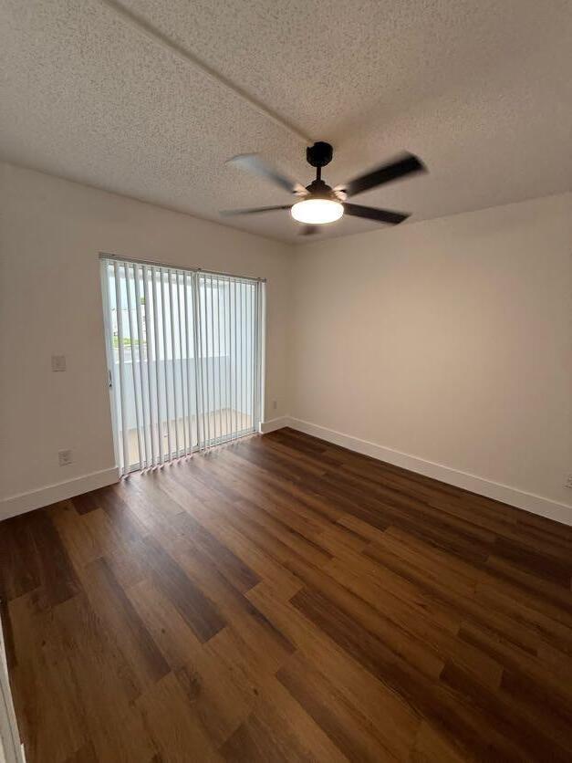 5140 Elmhurst Road B Property Photo 4