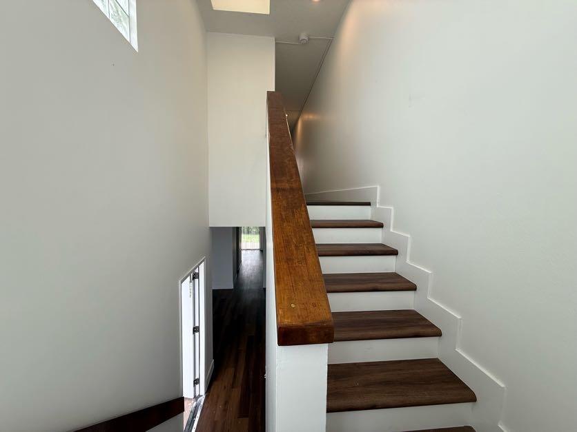 5140 Elmhurst Road B Property Photo 5