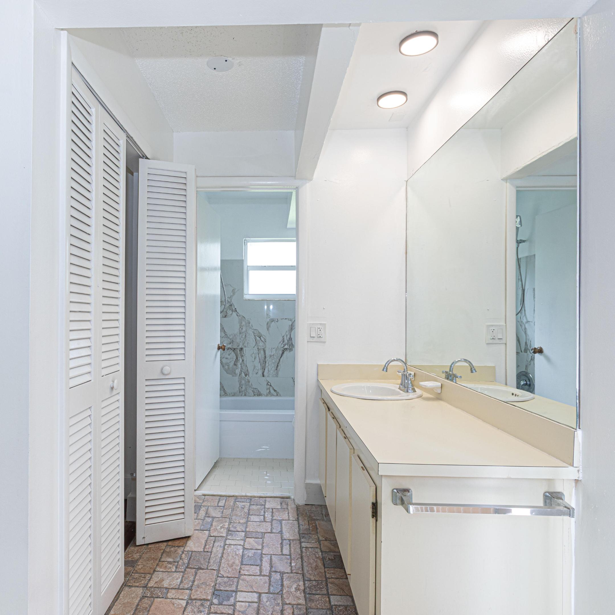 202 Sparrow Drive 1 Property Photo 11