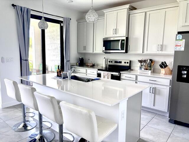 14043 Sw Thorens Drive Property Photo 3