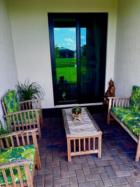14043 Sw Thorens Drive Property Photo 17