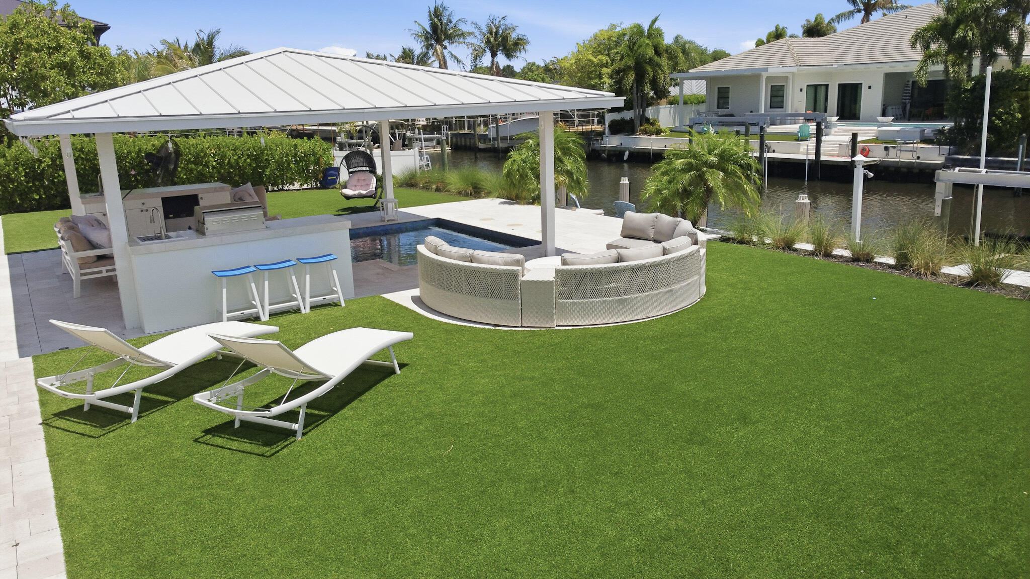 16 Leeward Circle Property Photo 12