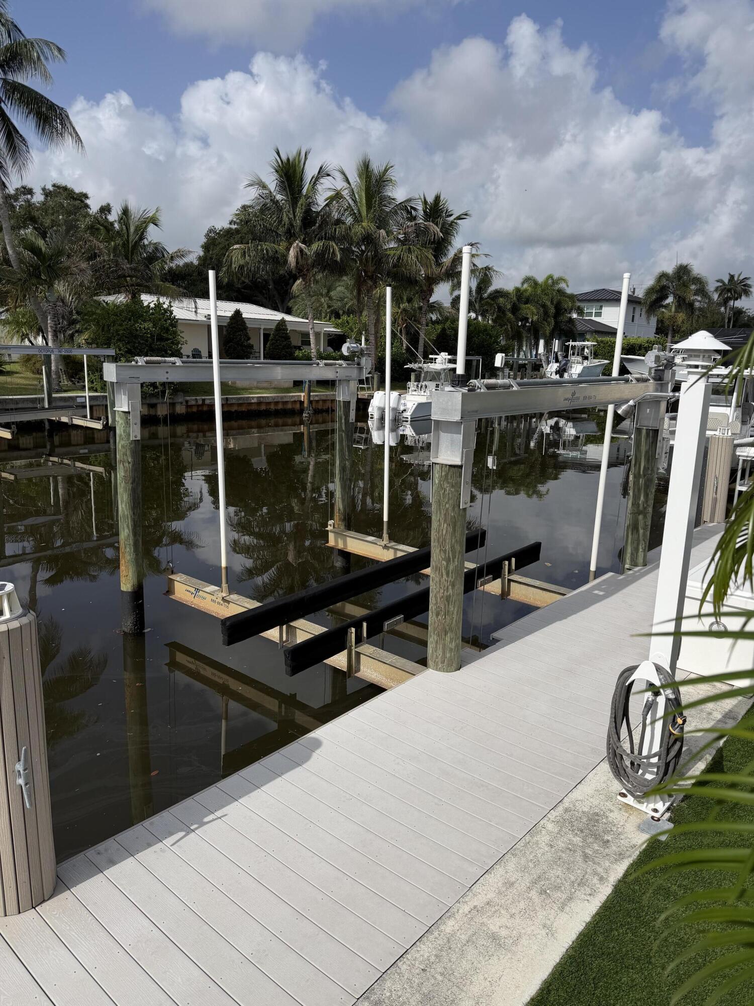 16 Leeward Circle Property Photo 14