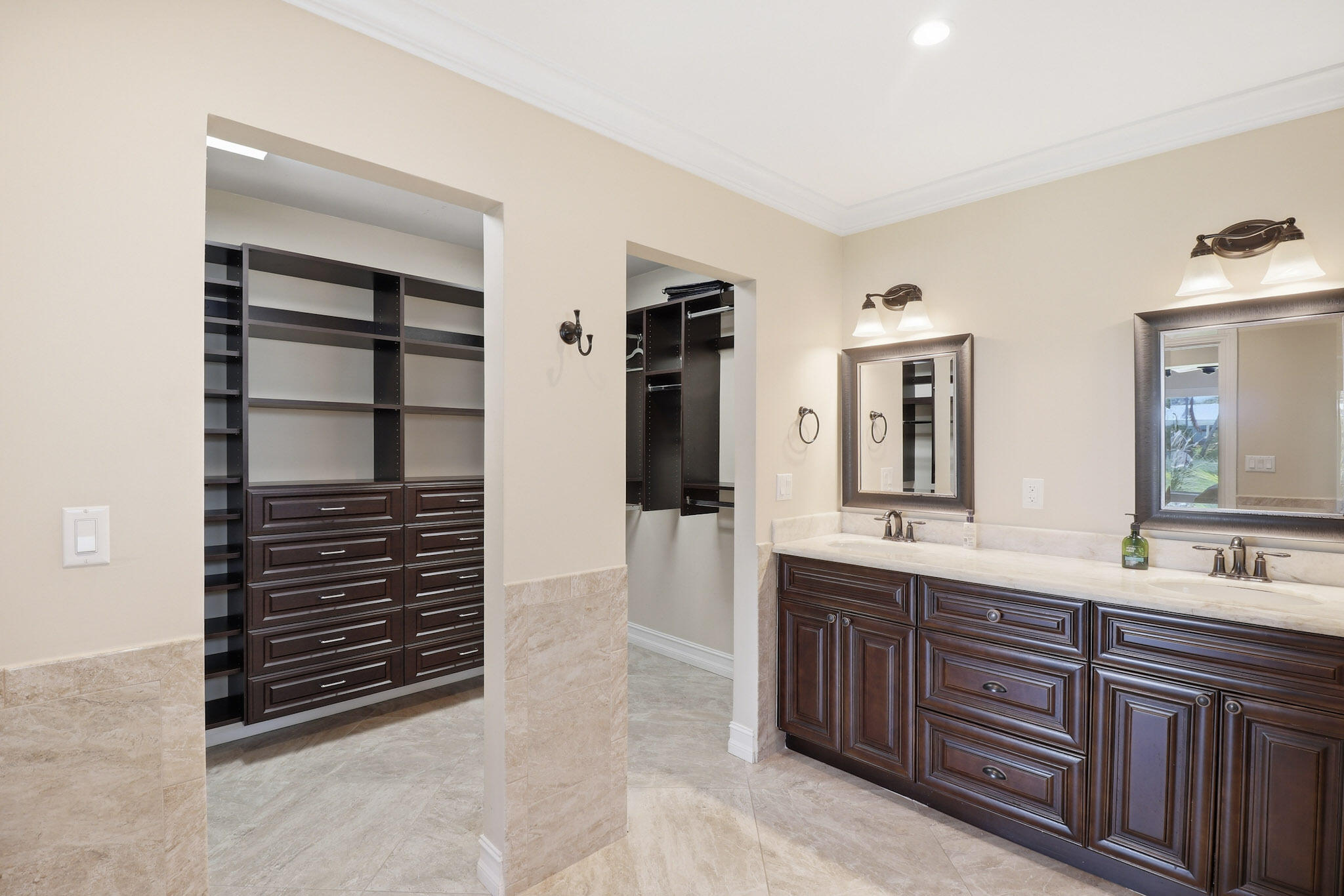 16 Leeward Circle Property Photo 30