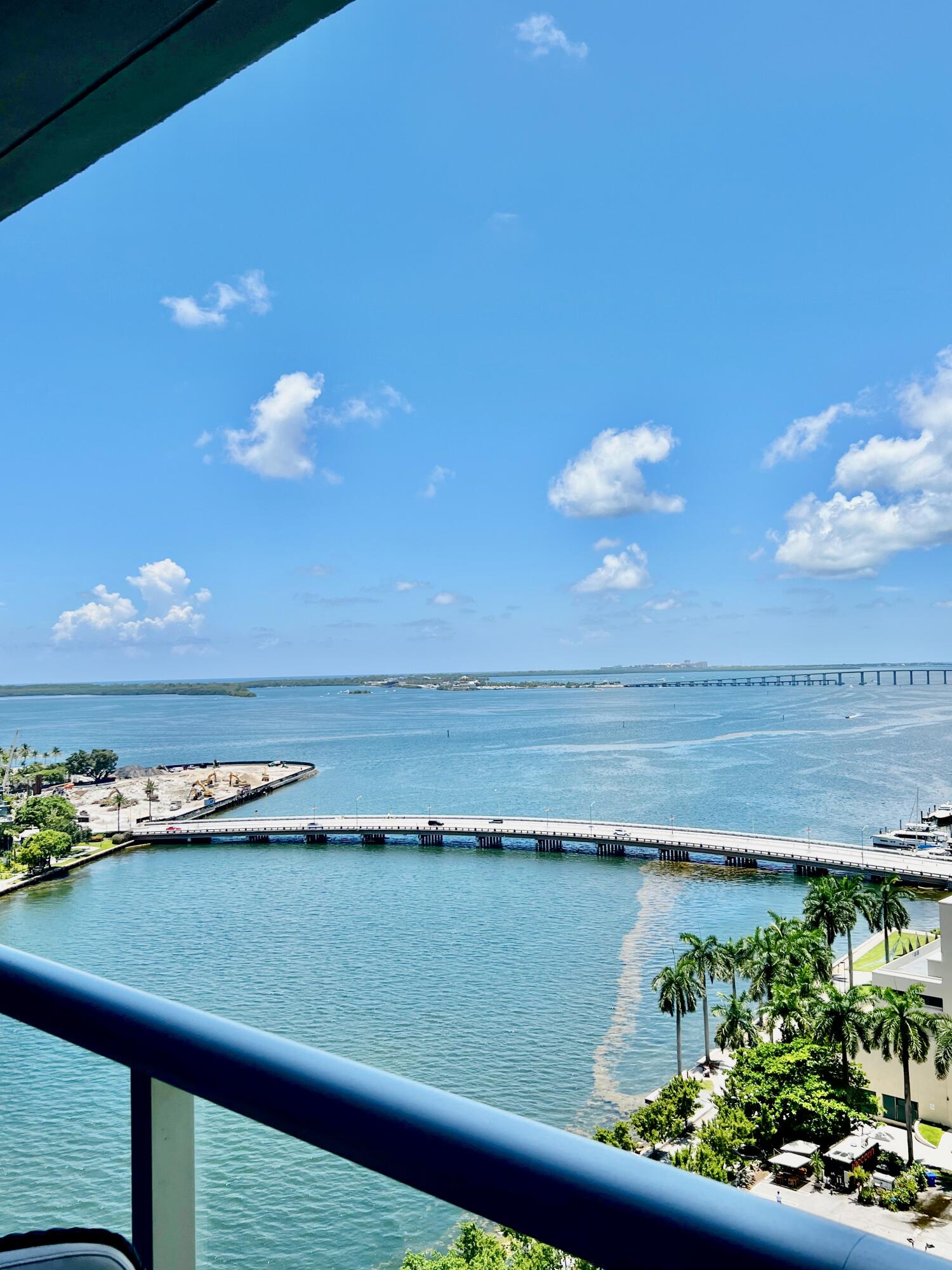 495 BRICKELL Avenue 1605 Property Photo 1