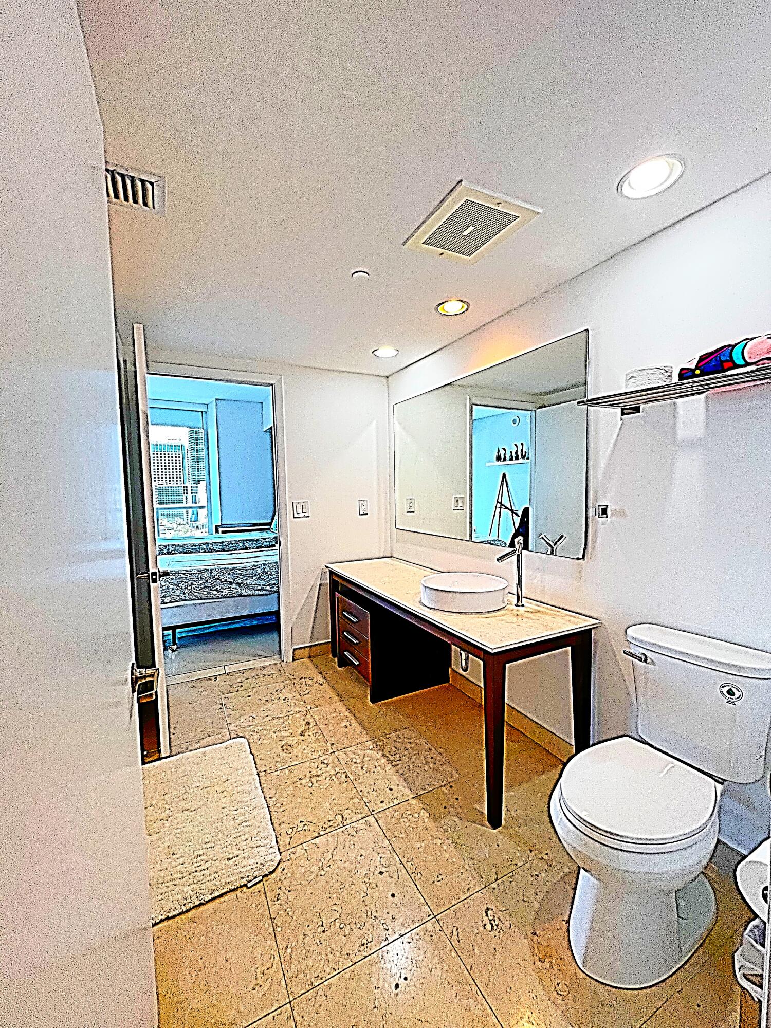 495 Brickell Avenue 1605 Property Photo 12
