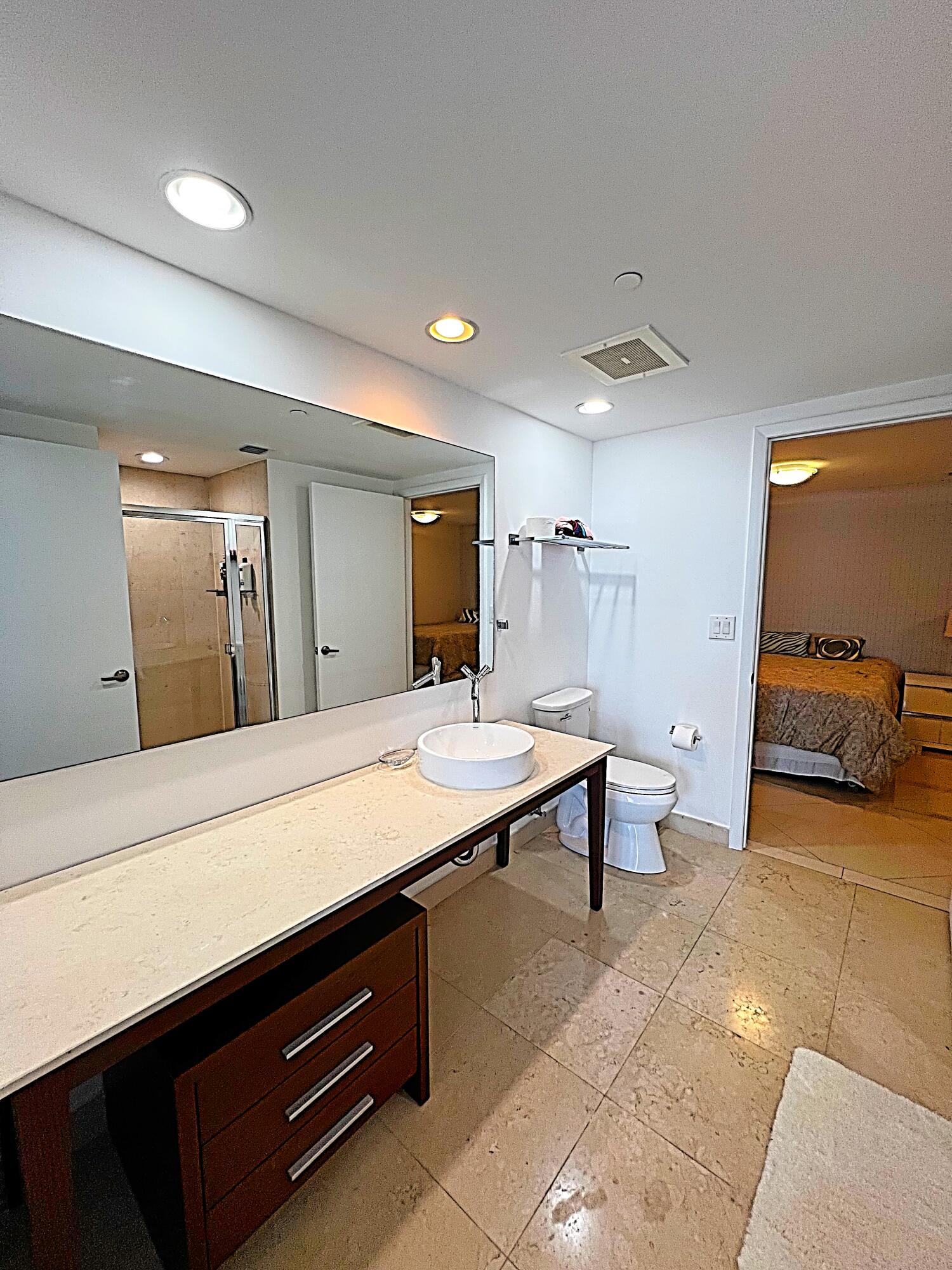 495 Brickell Avenue 1605 Property Photo 15
