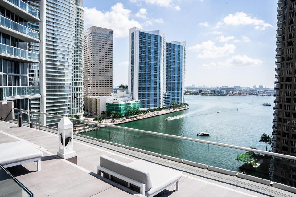 495 Brickell Avenue 1605 Property Photo 41