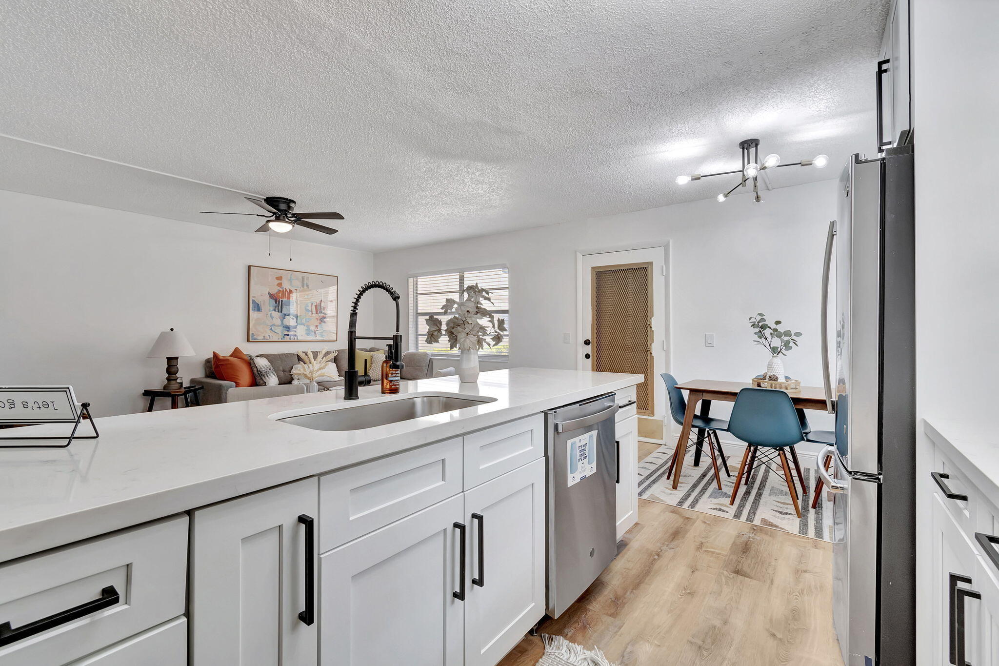 52 Burgundy B Property Photo 19