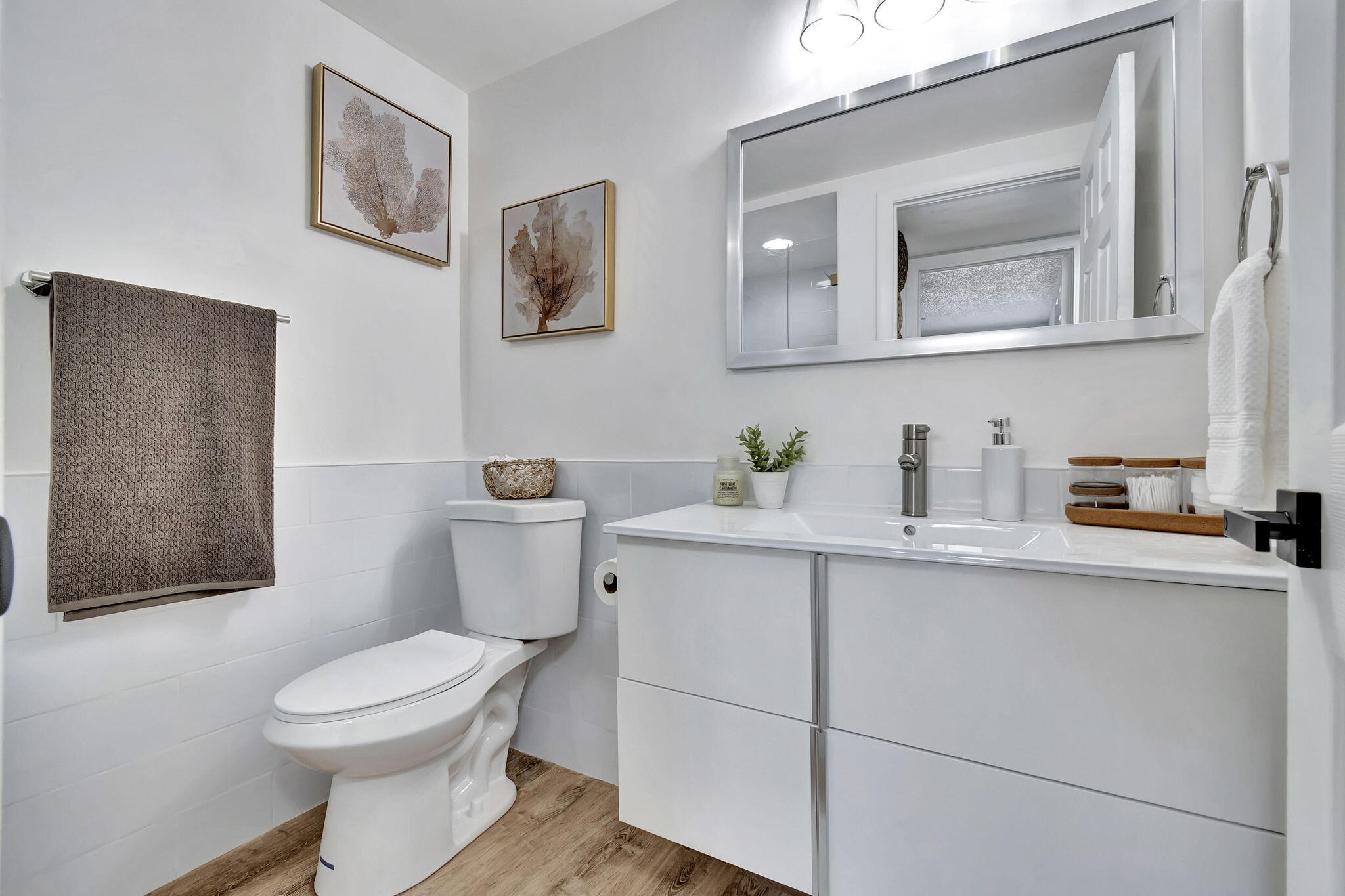 52 Burgundy B Property Photo 26