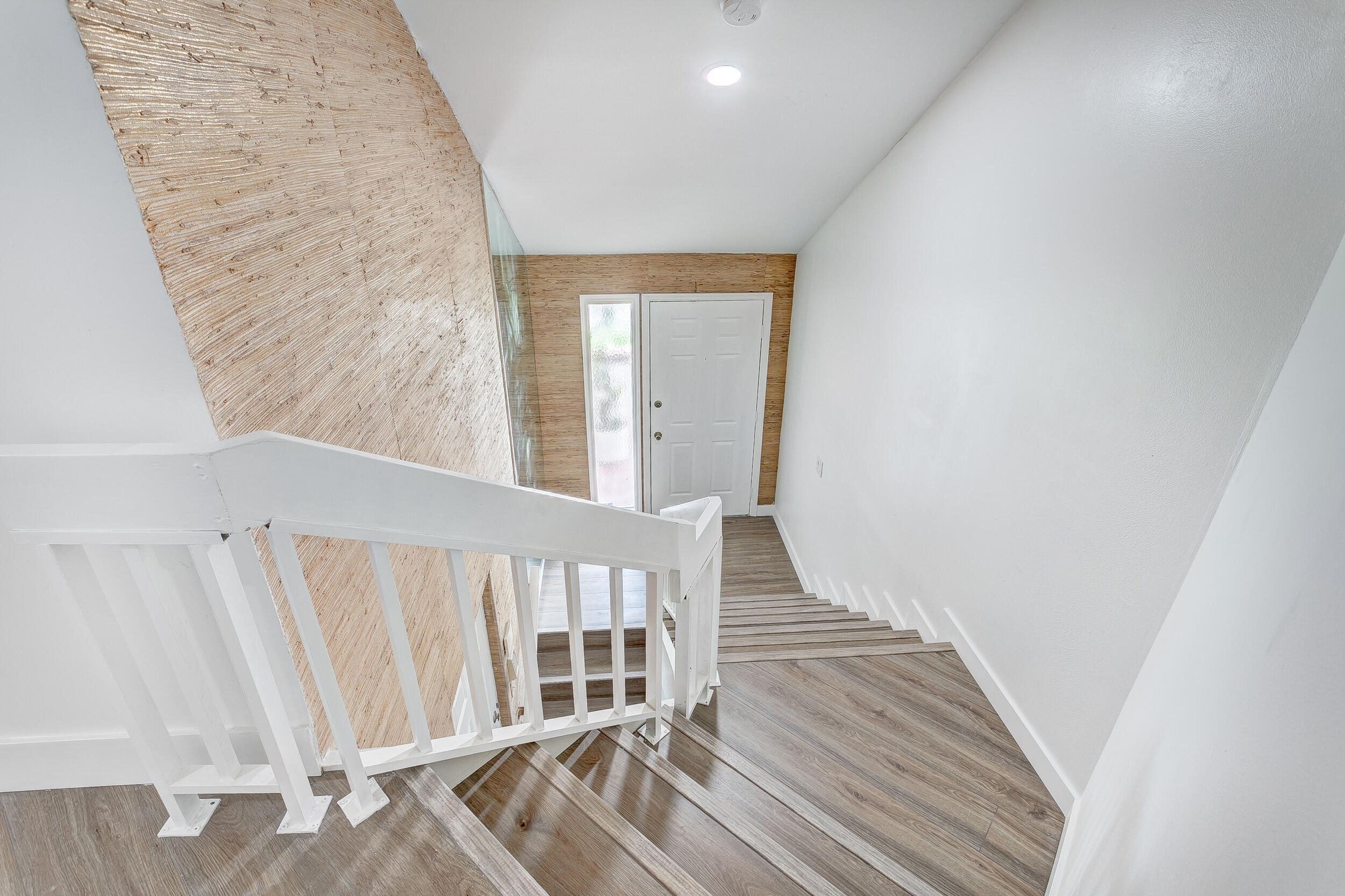 205 Sea Oats Drive E Property Photo 8