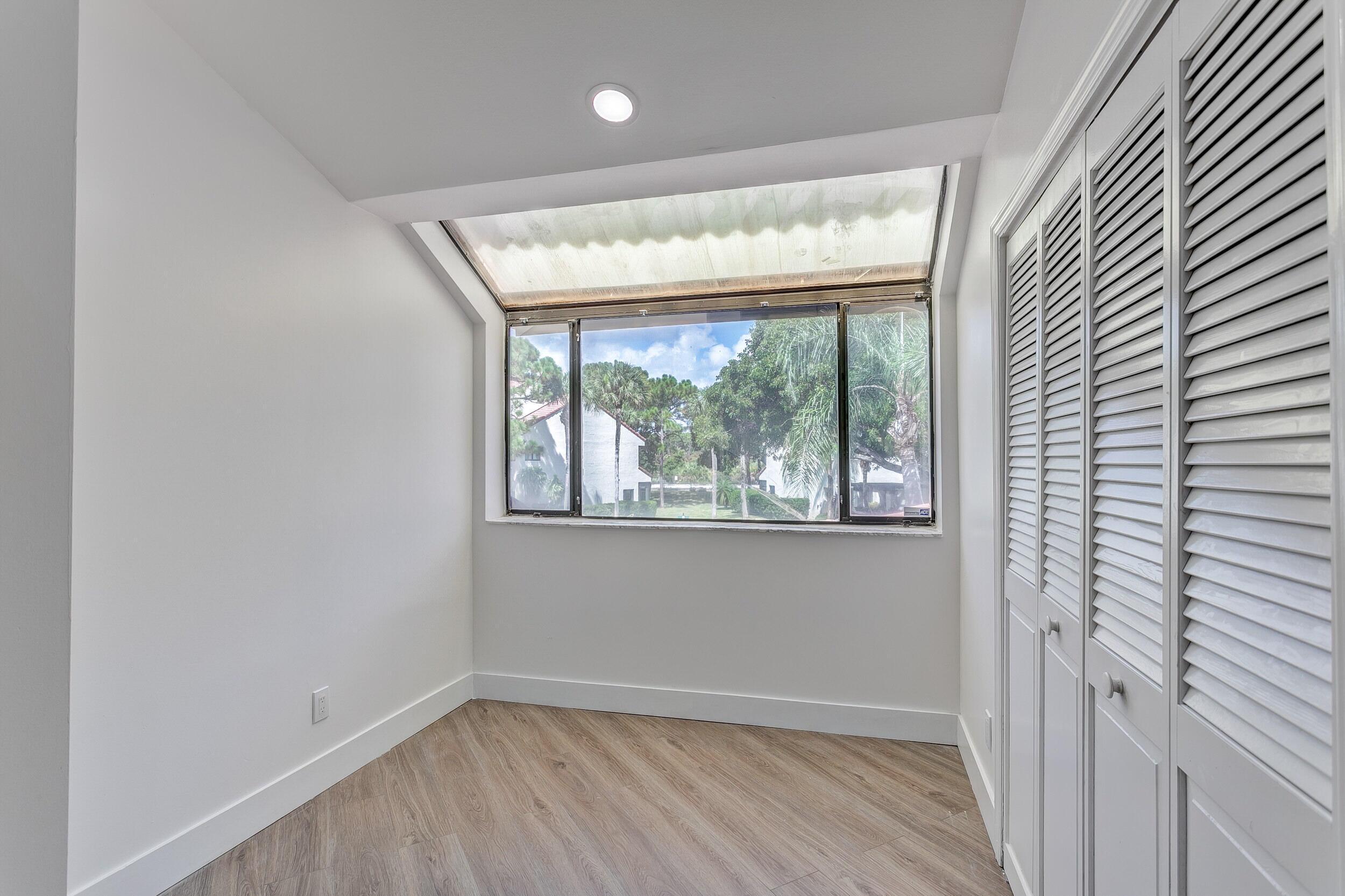 205 Sea Oats Drive E Property Photo 15
