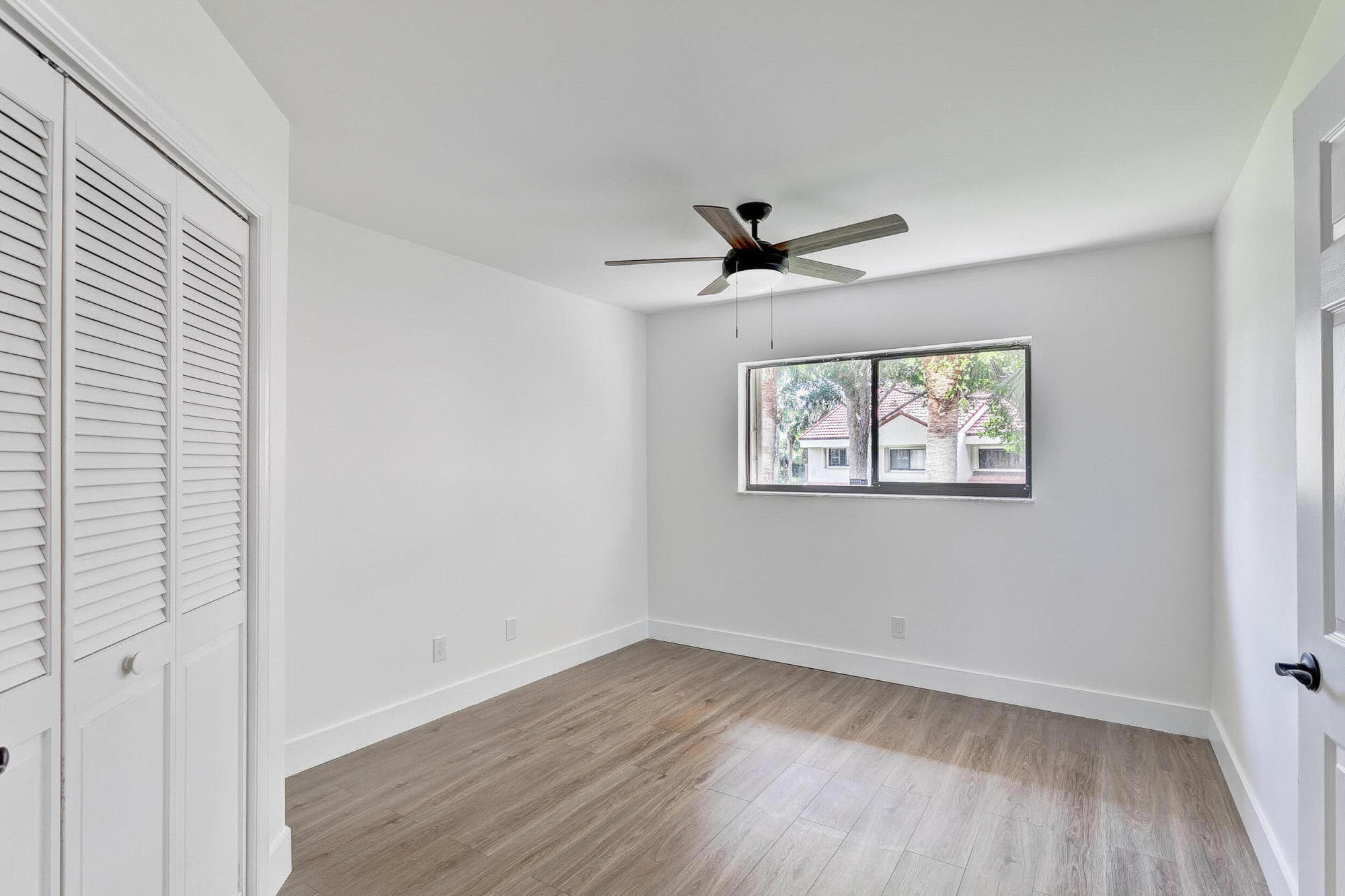 205 Sea Oats Drive E Property Photo 20