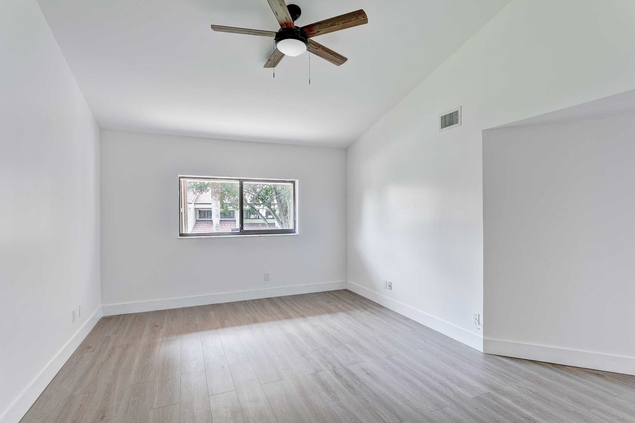 205 Sea Oats Drive E Property Photo 24