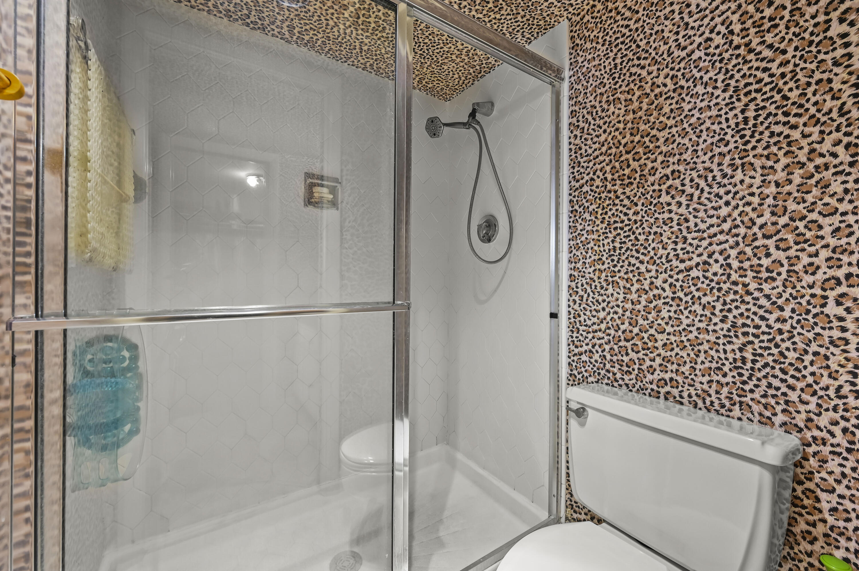 2425 Presidential Way 1006 Property Photo 19