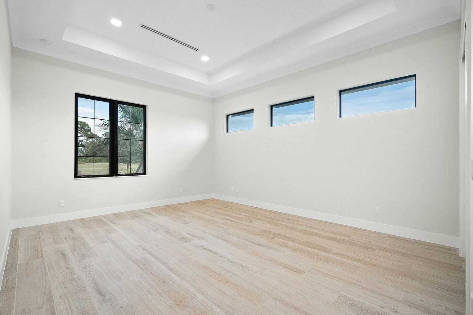 110 Se Via Verona Property Photo 23