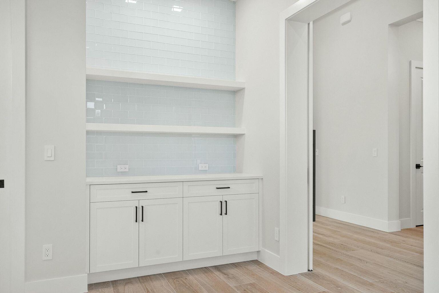 110 Se Via Verona Property Photo 25
