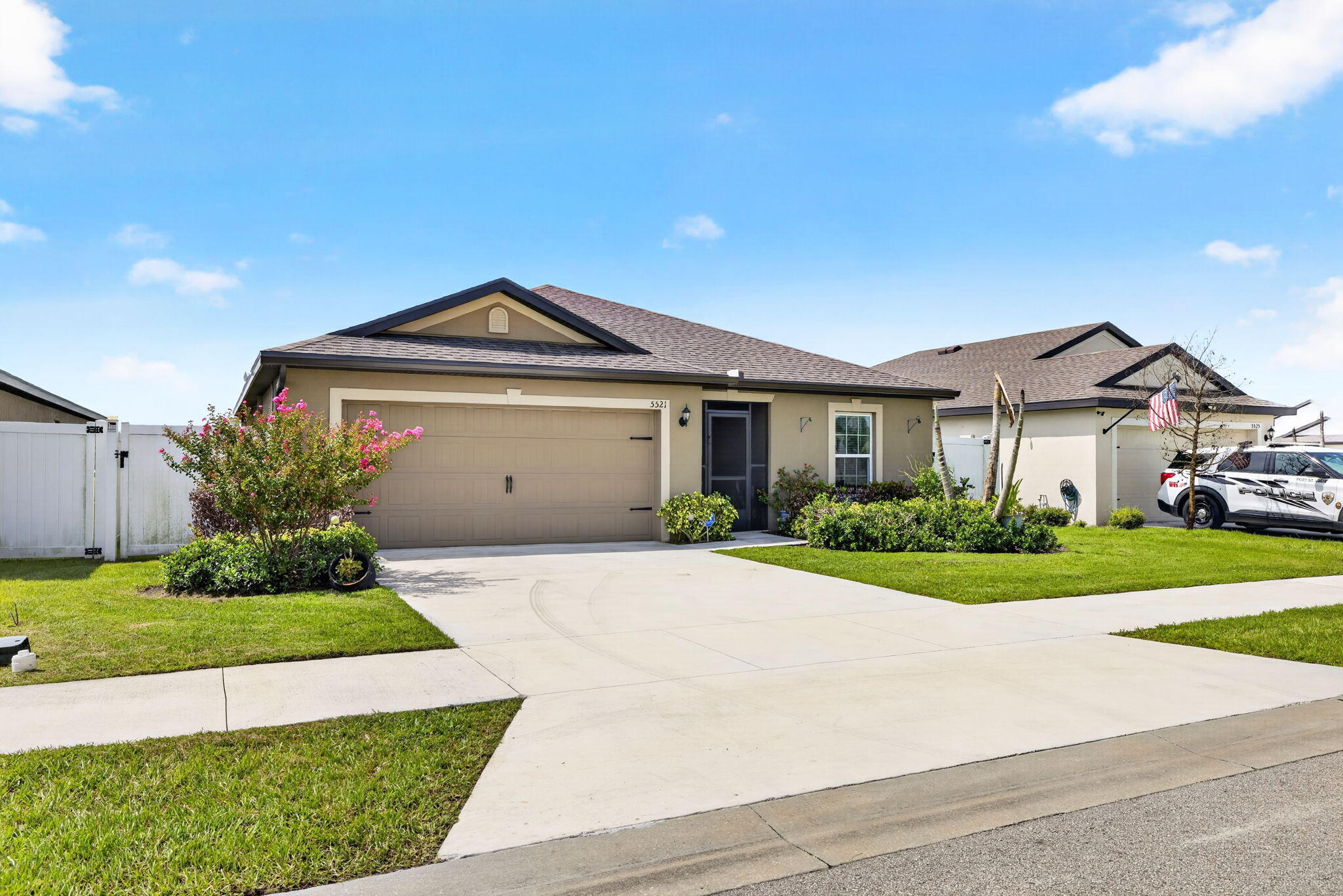 5521 Fantasy Drive Property Photo 4