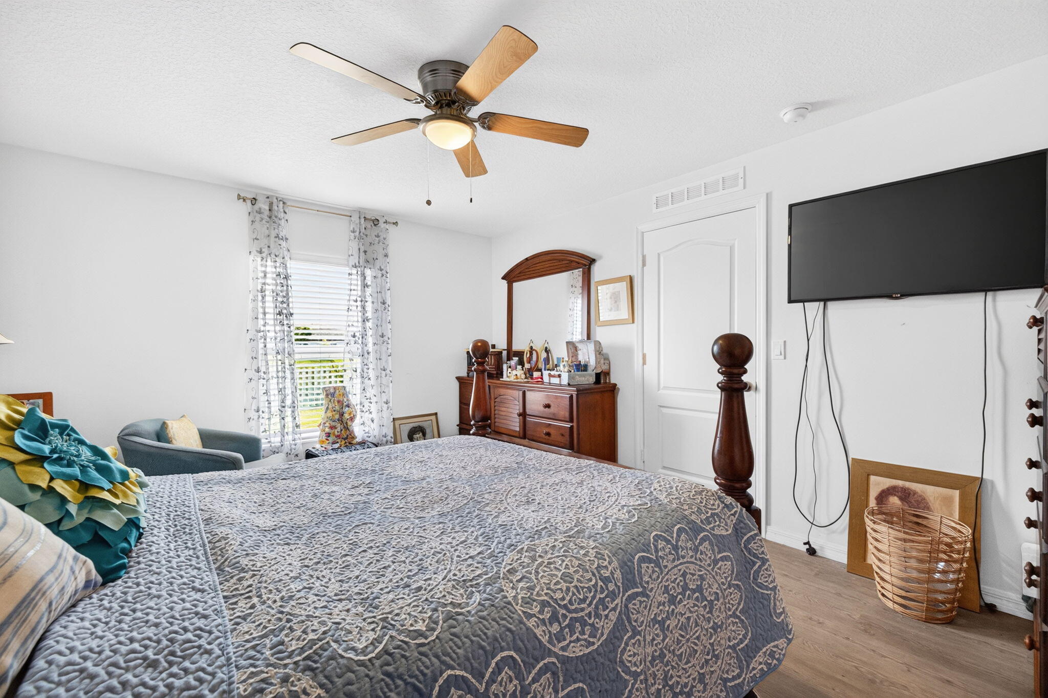 5521 Fantasy Drive Property Photo 25