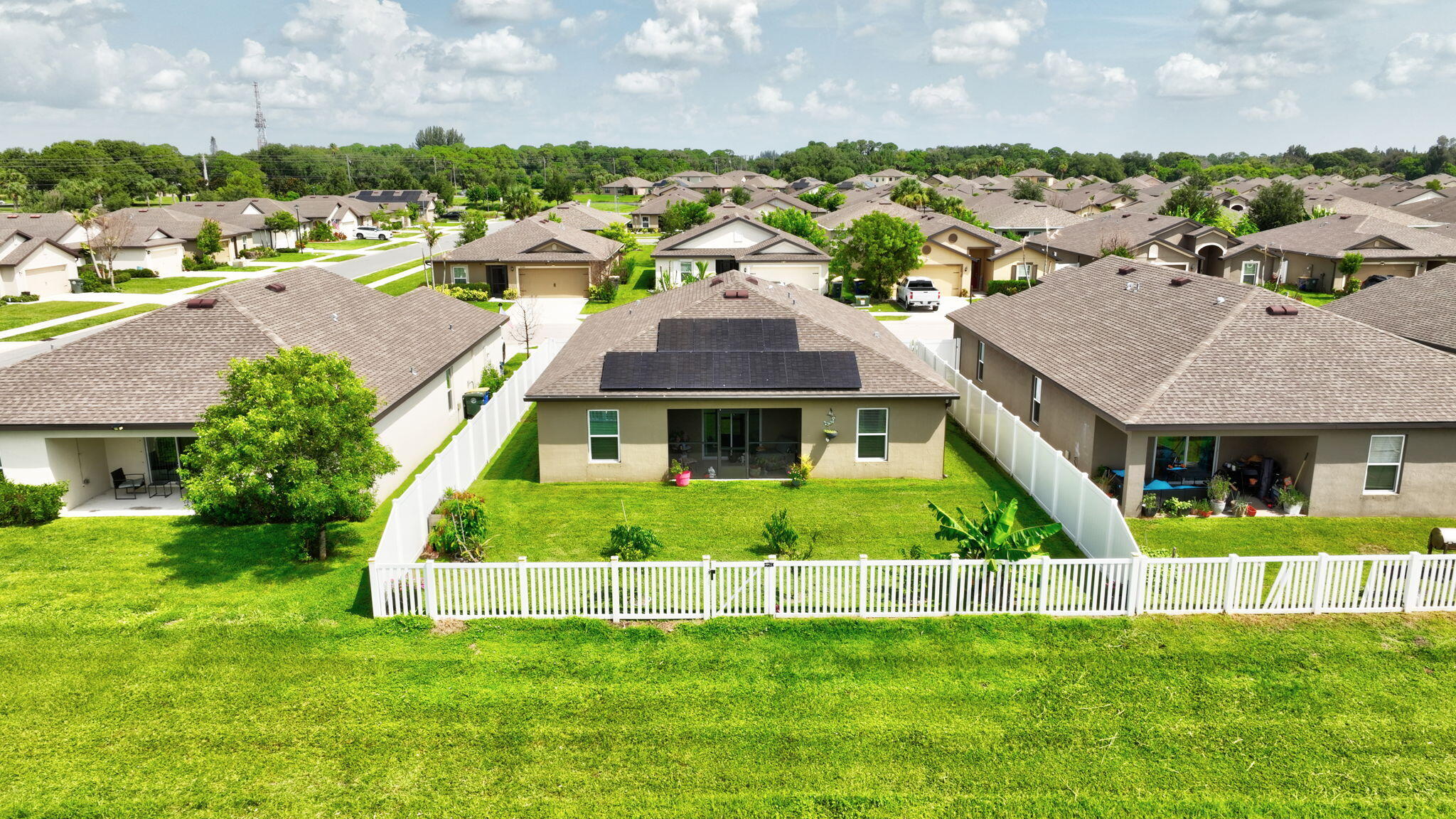 5521 Fantasy Drive Property Photo 48