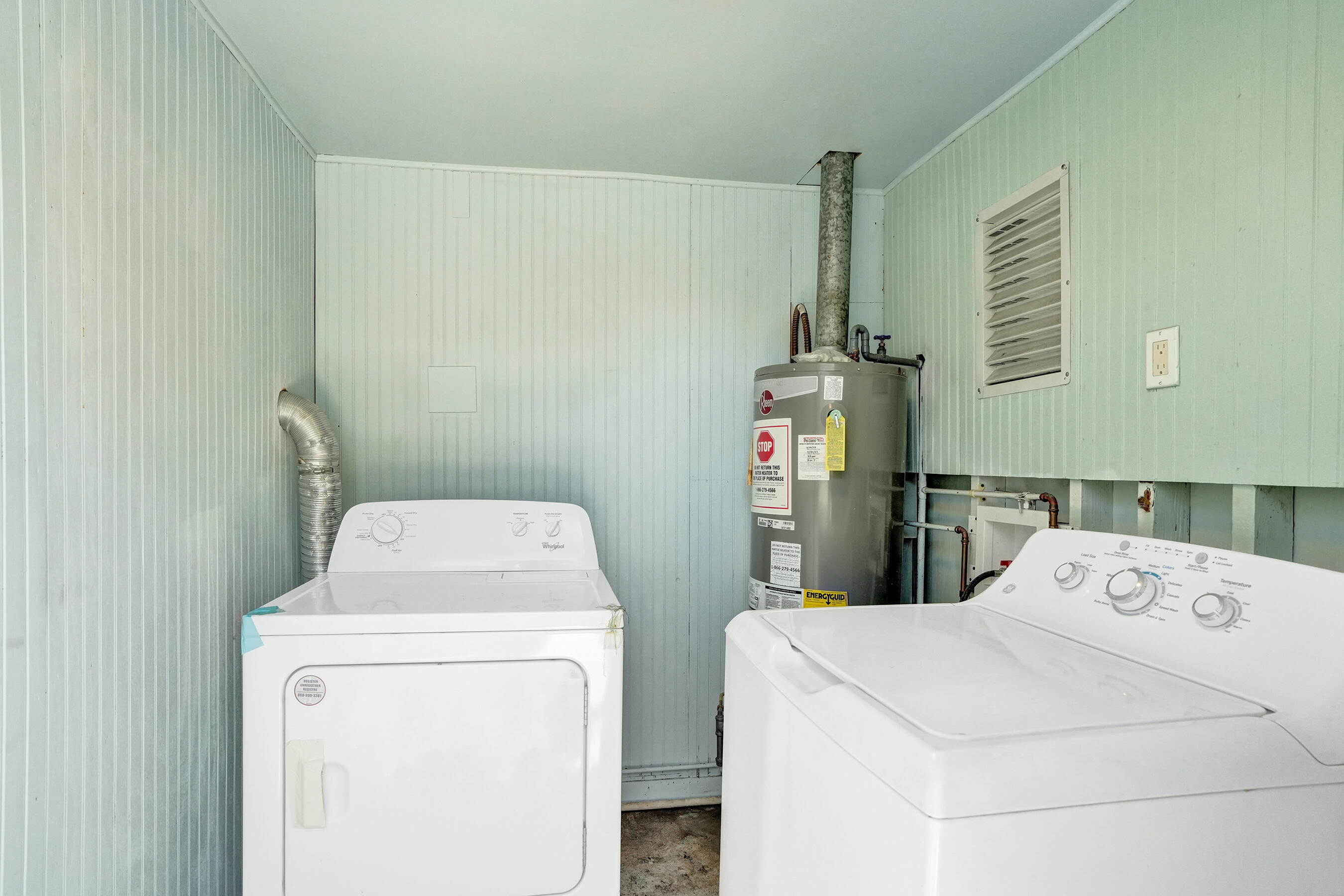 230 Ne 45th Street Property Photo 18