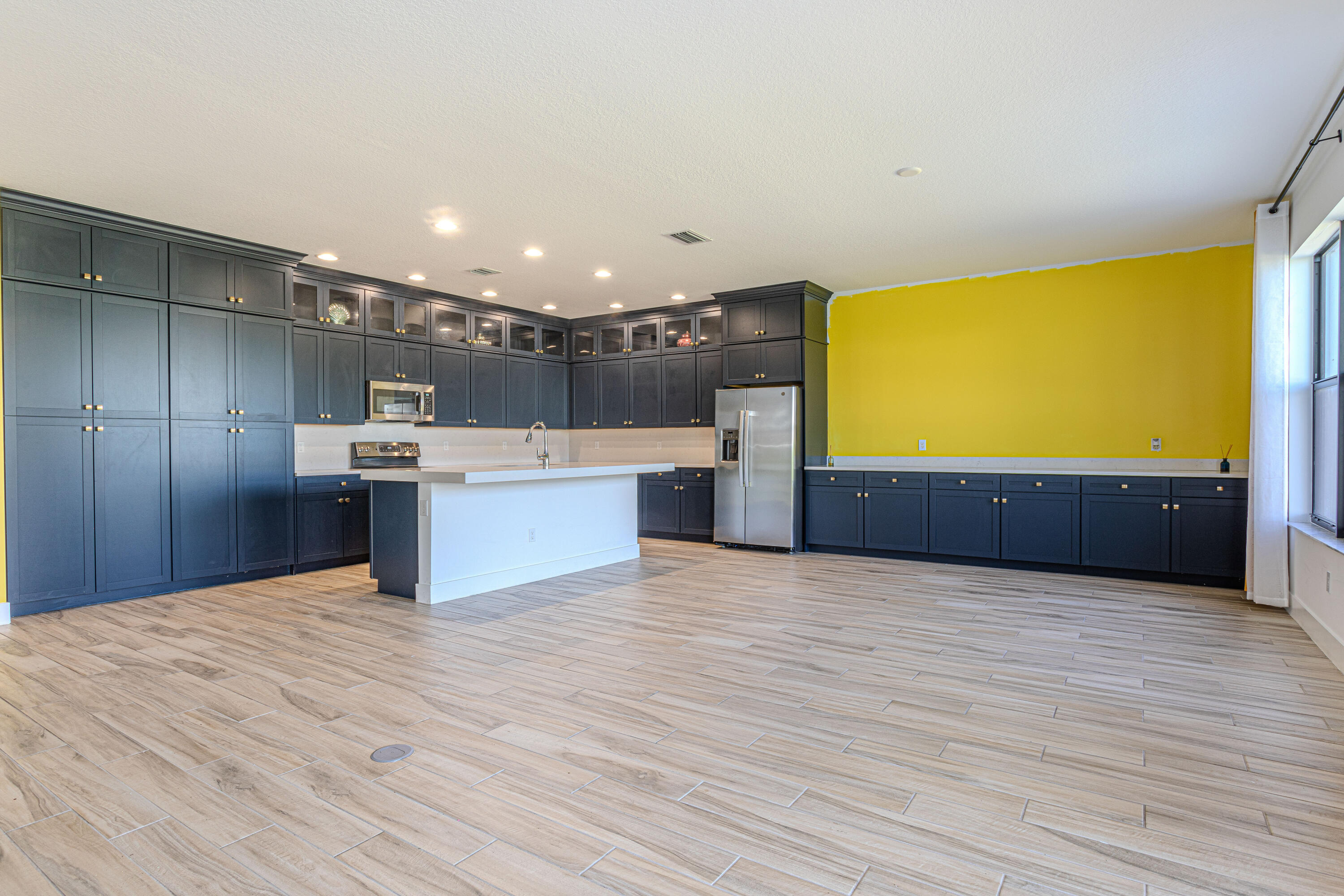 4883 Sand Dollar Drive Property Photo 8