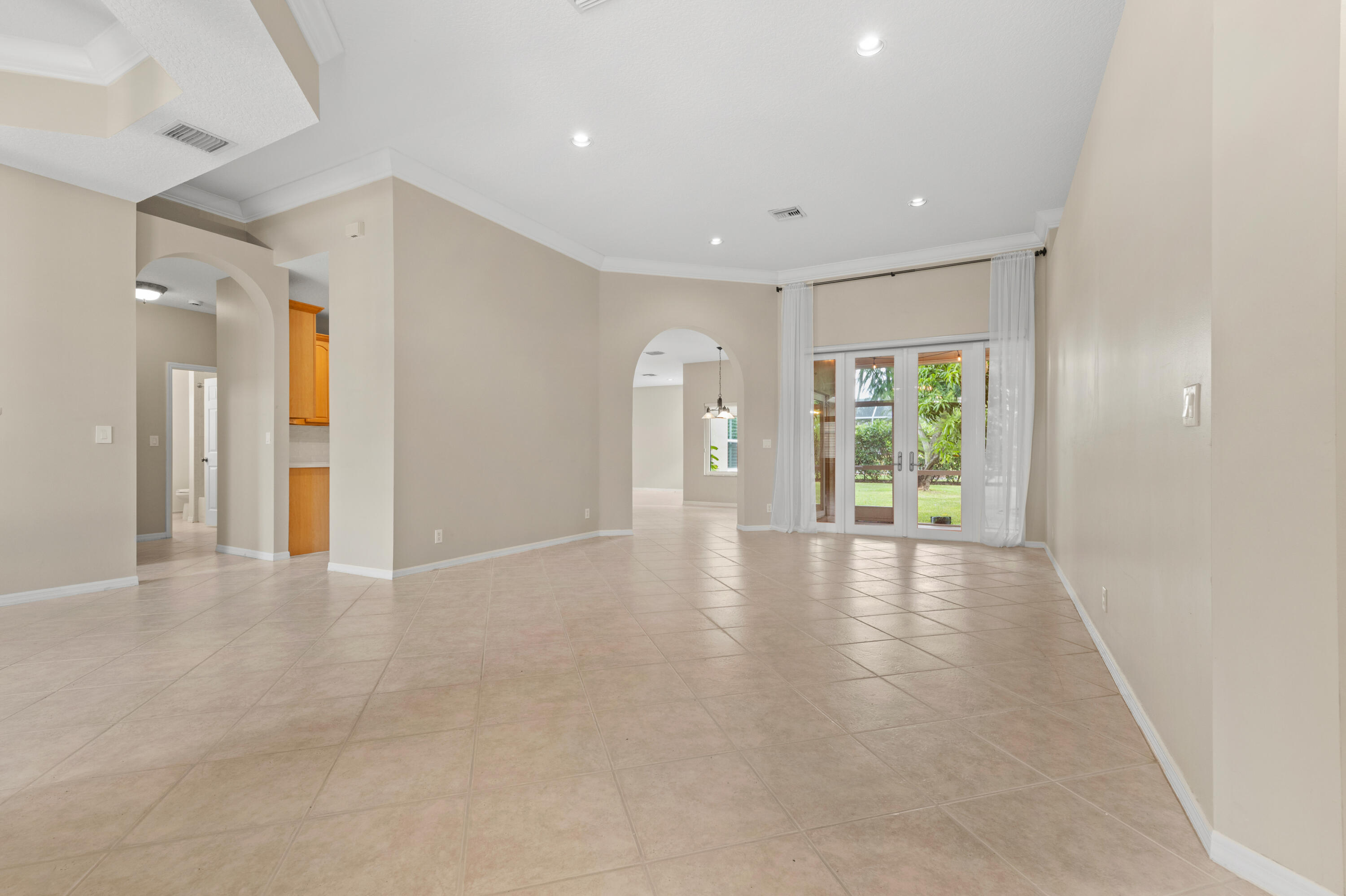 11595 Waterbend Court Property Photo 8