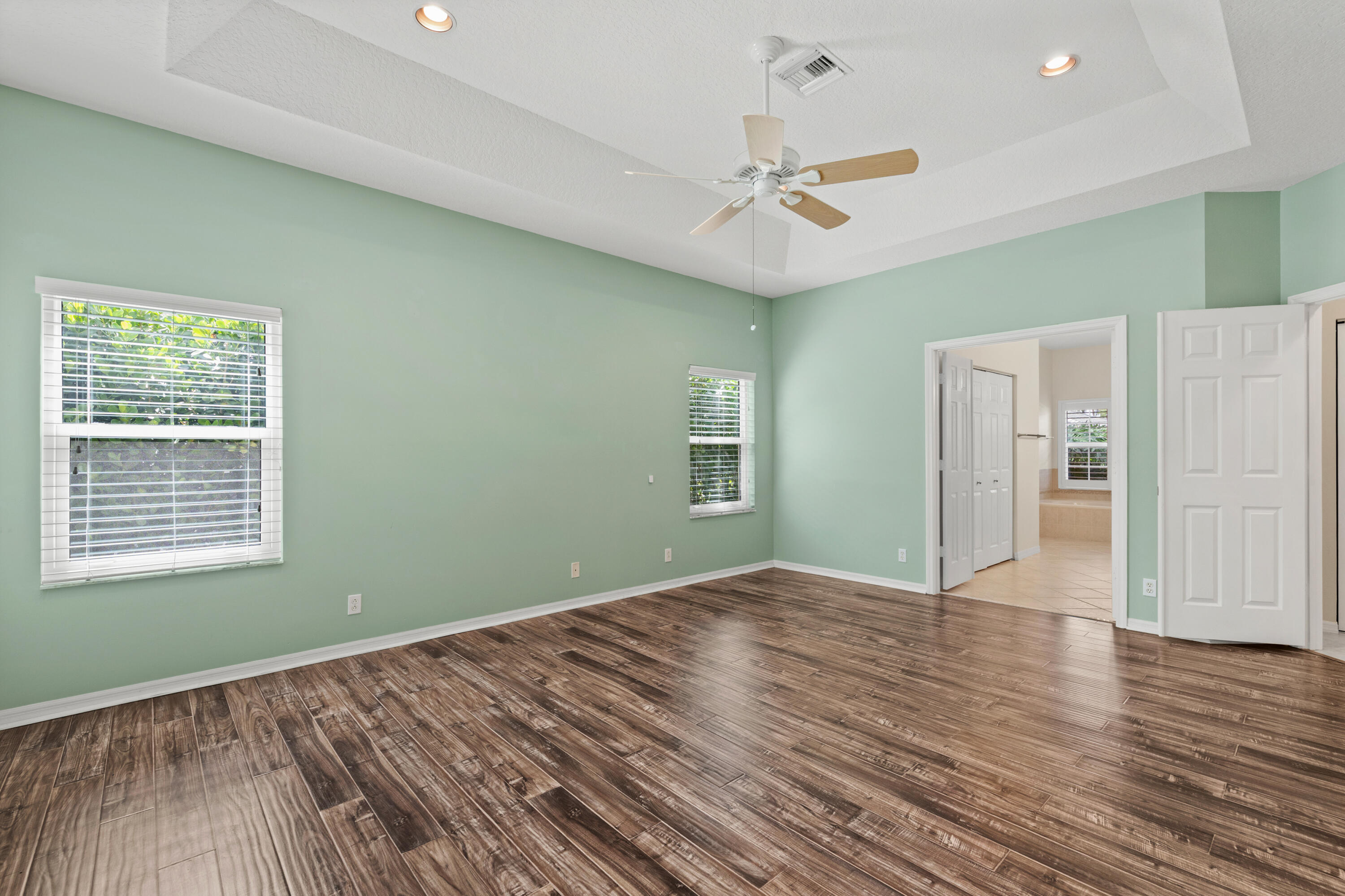 11595 Waterbend Court Property Photo 31