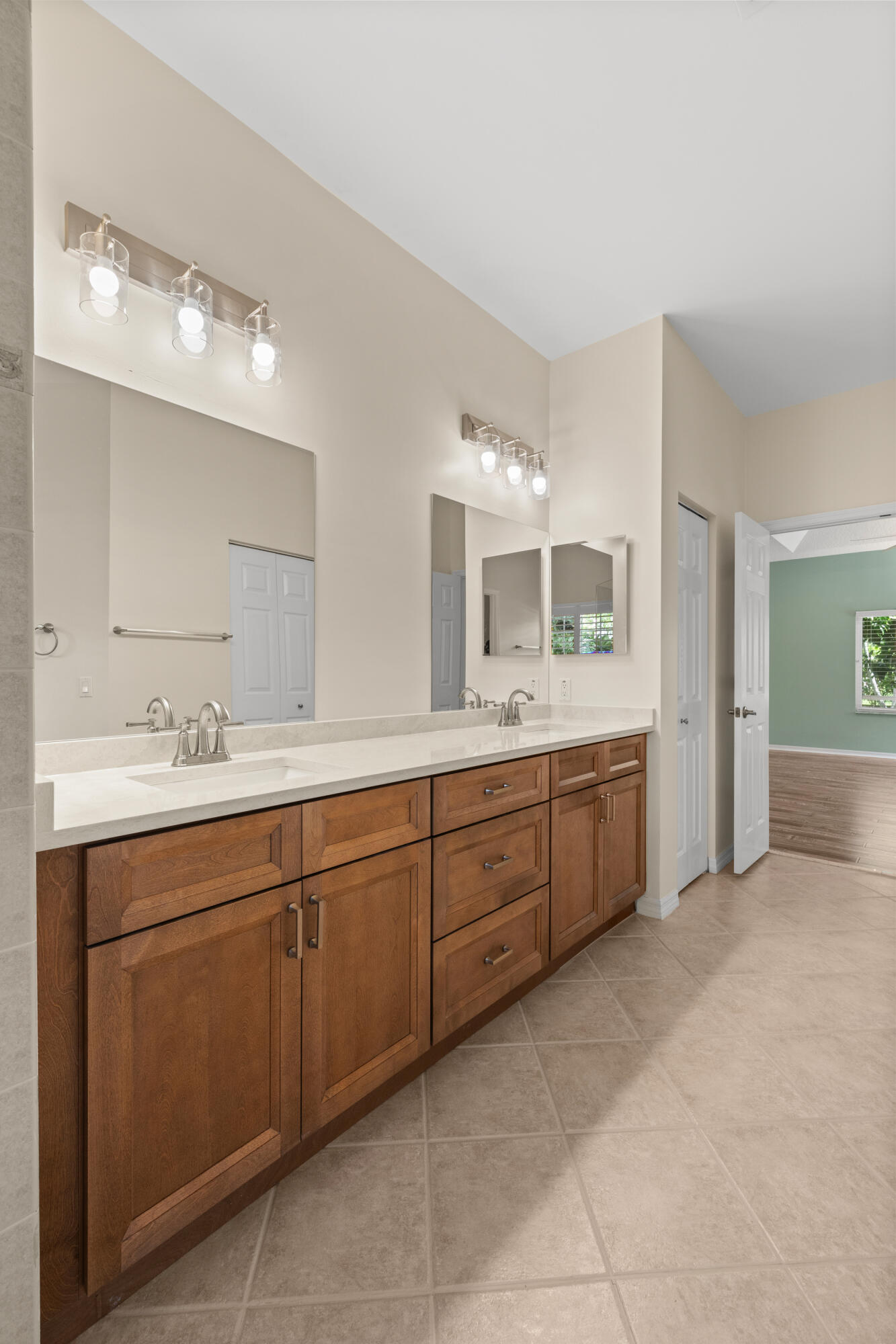 11595 Waterbend Court Property Photo 34