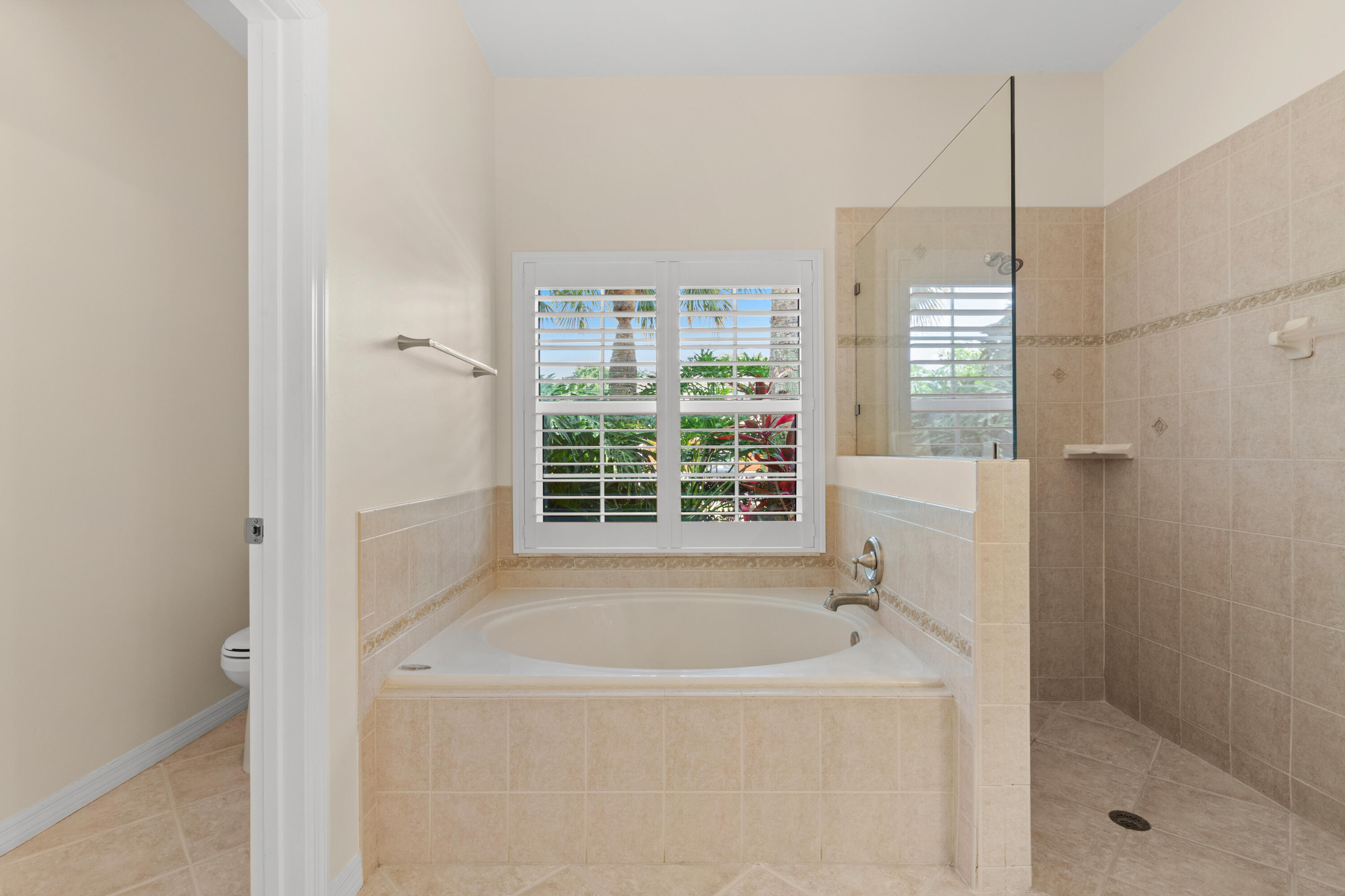 11595 Waterbend Court Property Photo 37