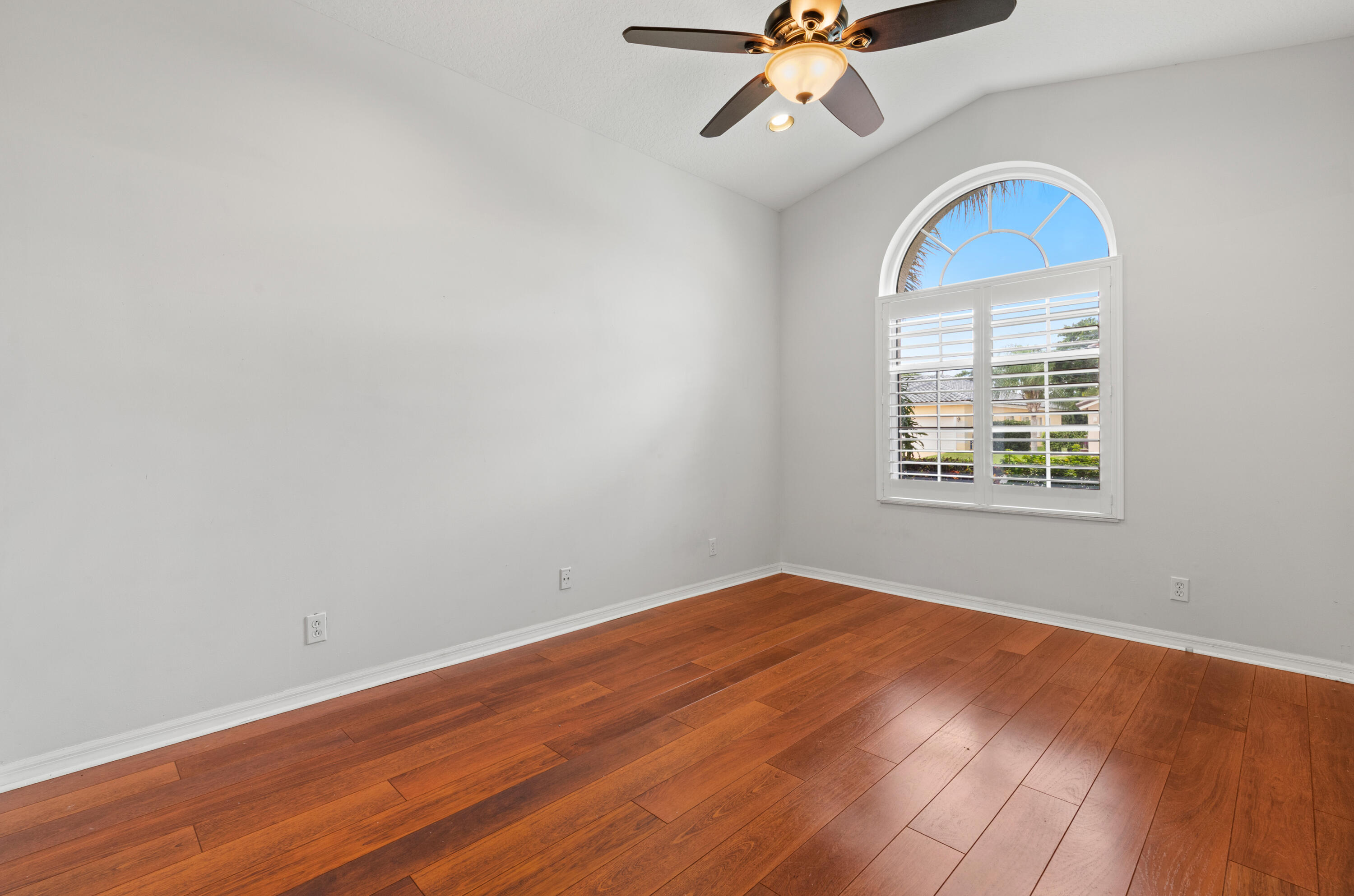 11595 Waterbend Court Property Photo 42