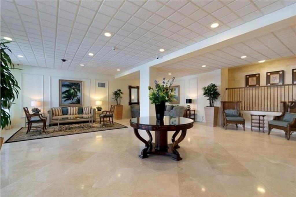 2100 S Ocean Drive 16h Property Photo 20