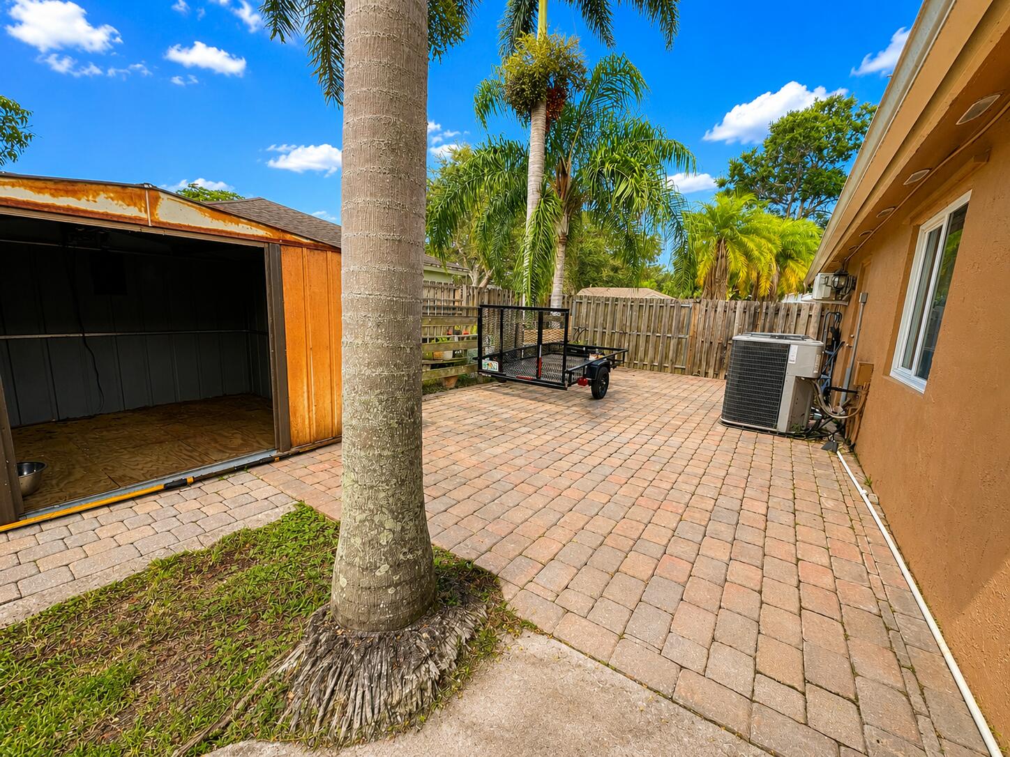 5040 Sw 117th Way Property Photo 5