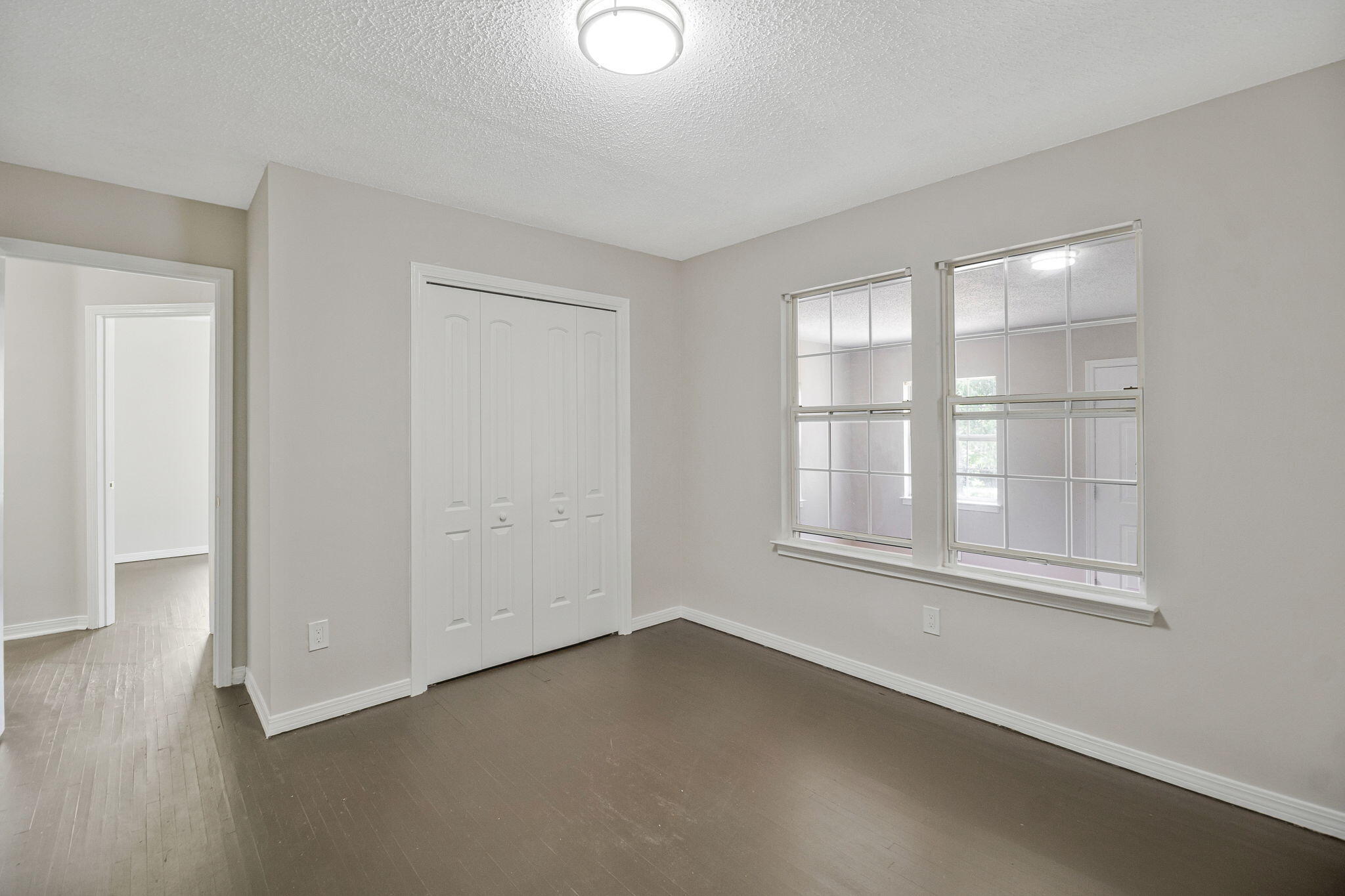 3031 W Jackson Street Property Photo 15