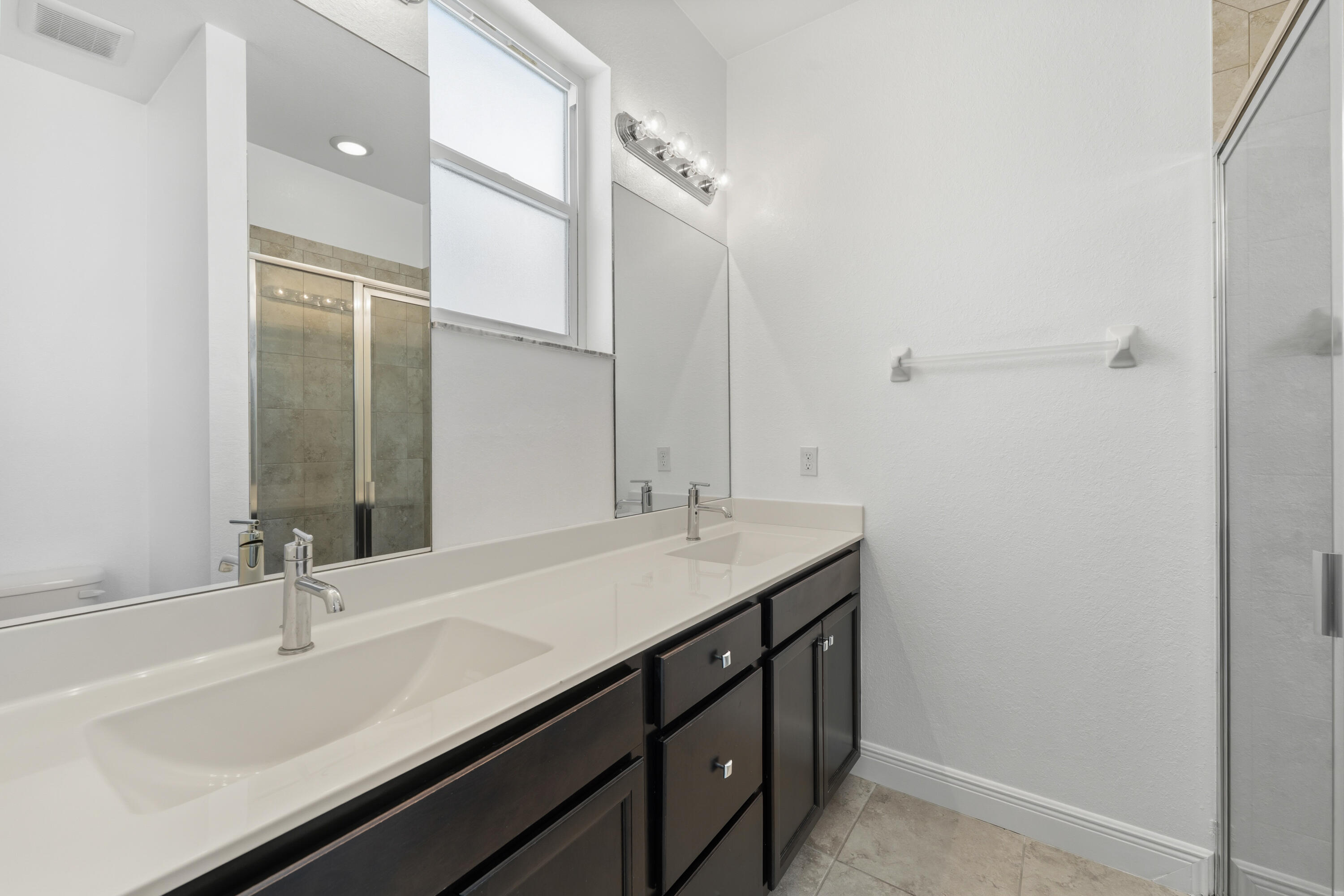 4984 Se Railway Avenue Property Photo 33