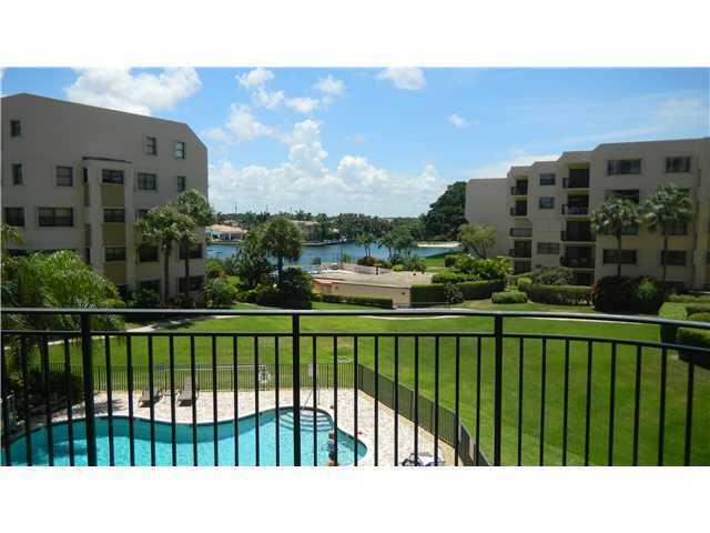 370 Golfview Road 302 Property Photo 5