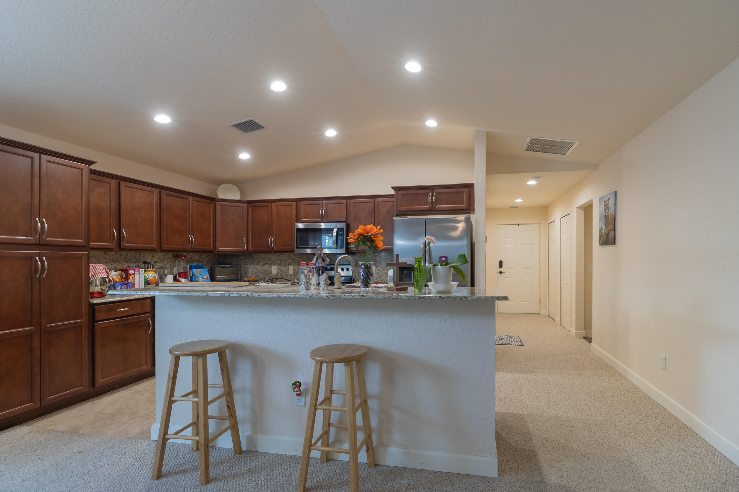 29 Mediterranean Boulevard W Property Photo 11