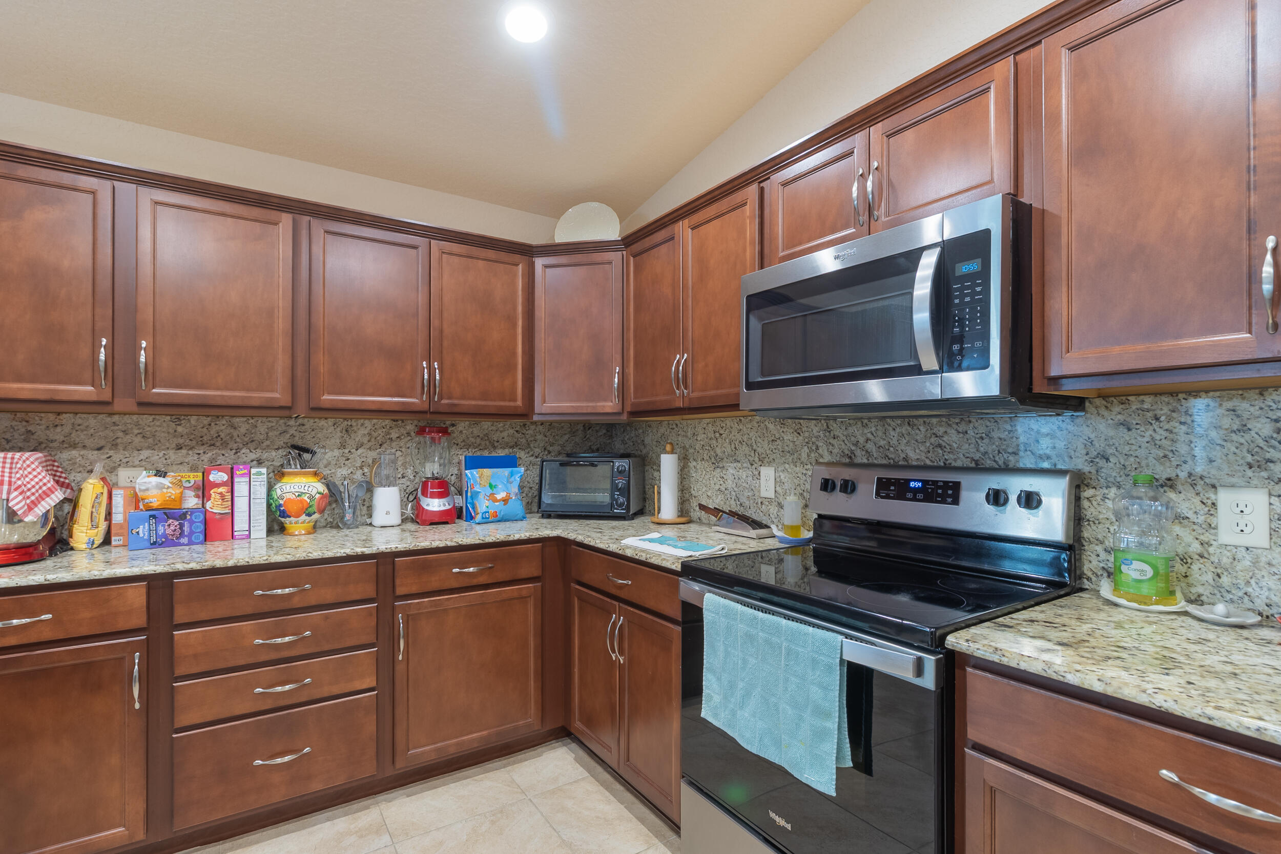 29 Mediterranean Boulevard W Property Photo 13