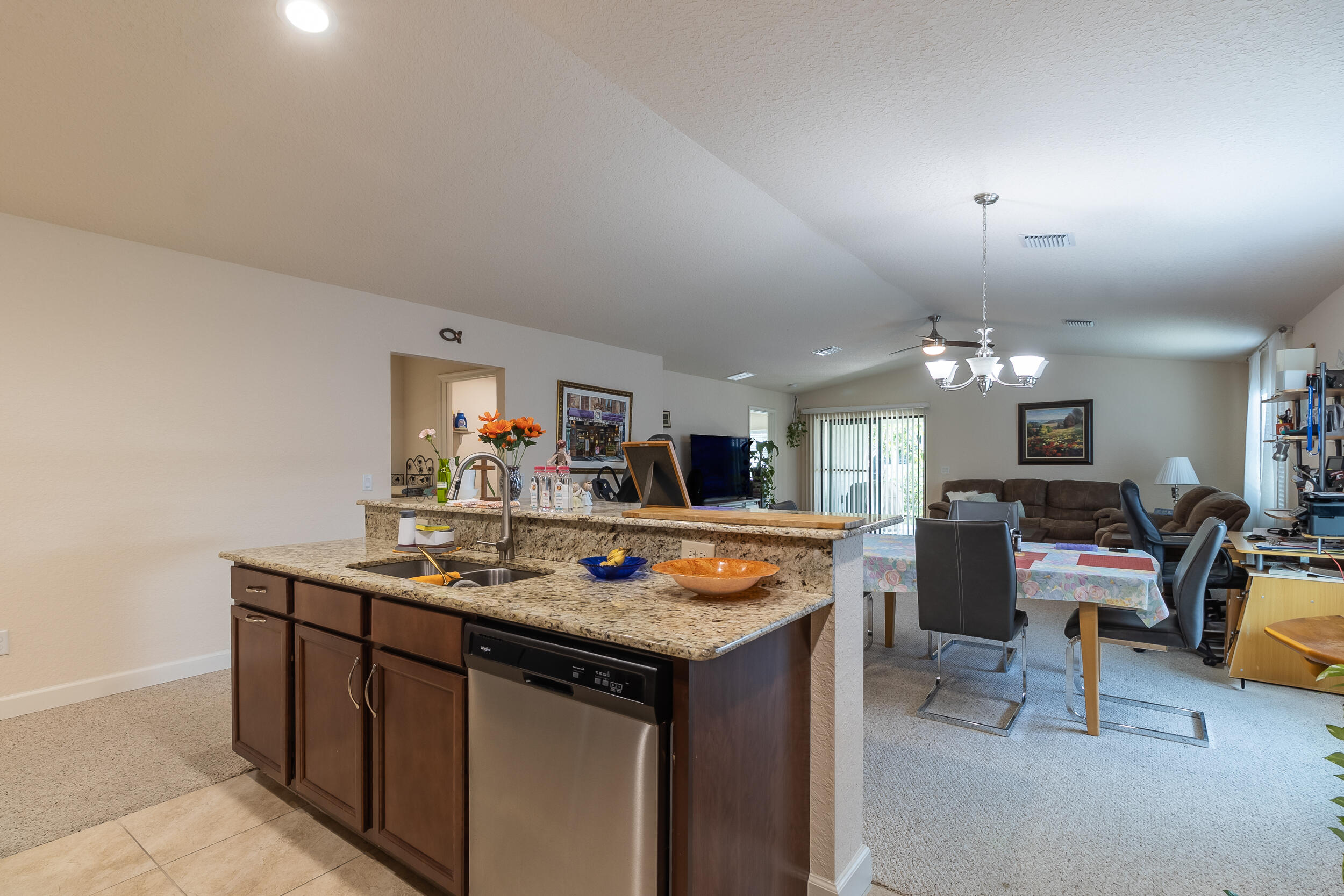 29 Mediterranean Boulevard W Property Photo 14