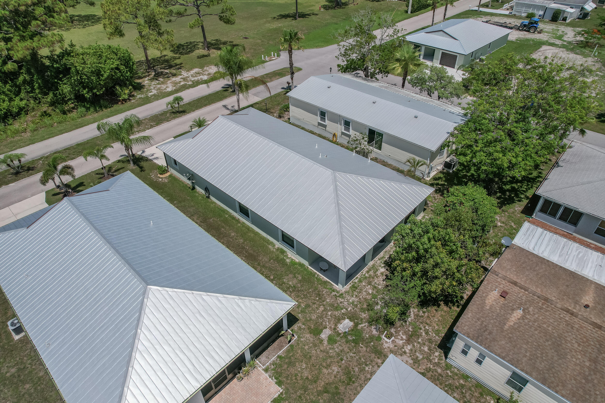 29 Mediterranean Boulevard W Property Photo 32